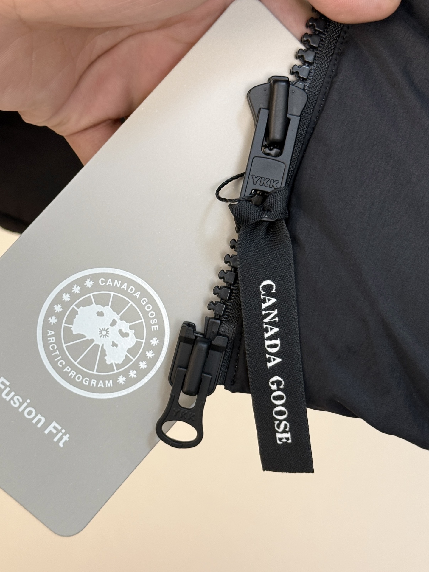 P 加拿大鹅 Canada Goose 秋冬新款羽绒马甲 搭配毛衣 卫衣 保暖同时毫无束缚感采用国标95