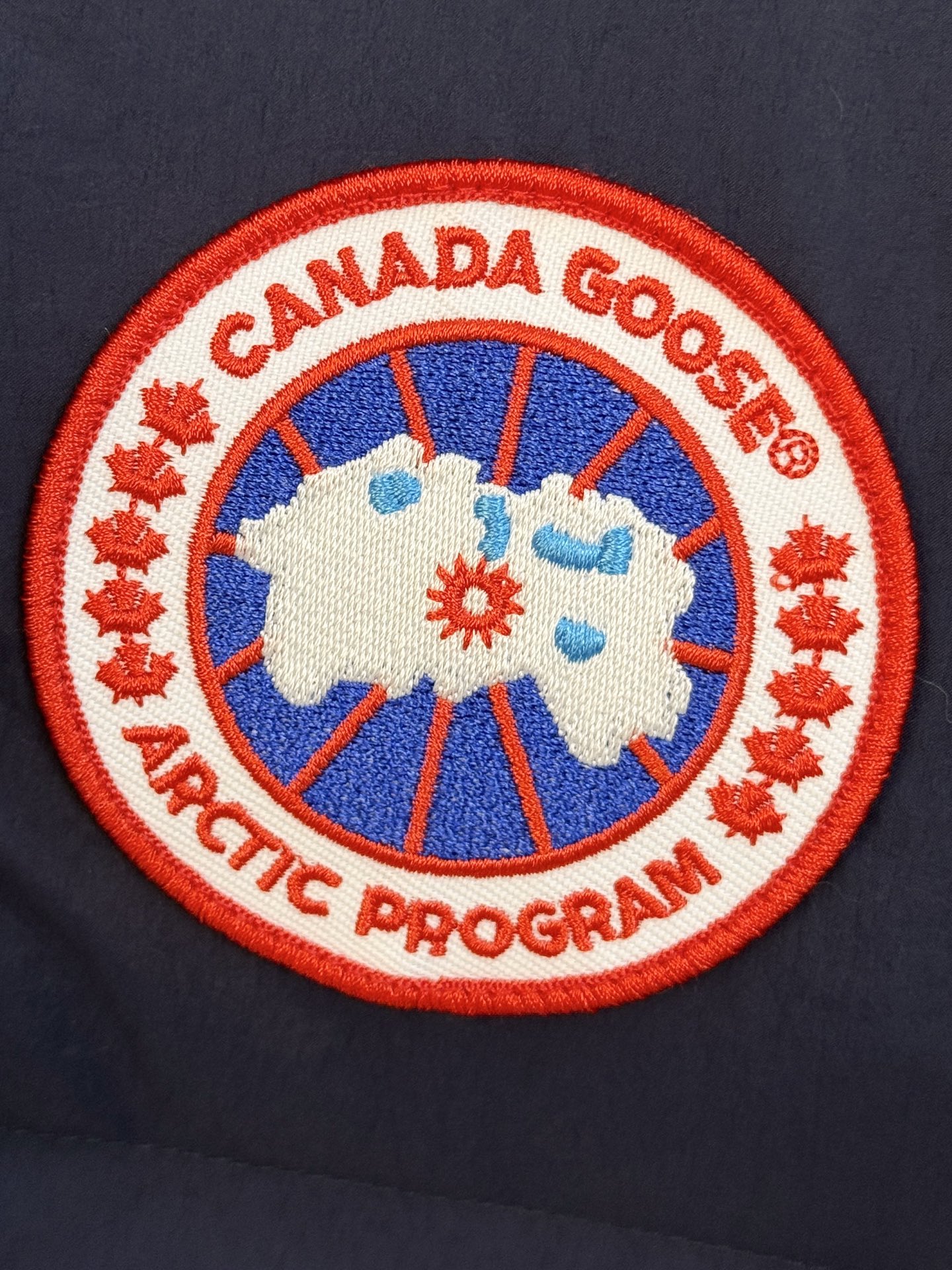 P 加拿大鹅 Canada Goose 秋冬新款羽绒马甲 搭配毛衣 卫衣 保暖同时毫无束缚感采用国标95