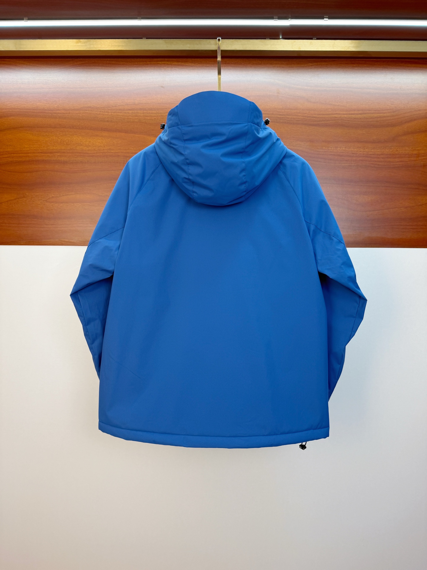 P始祖鸟棉服25ss早秋【新品】秋冬专柜新款休闲棉服外套！超前卫设计风格 细腻舒适 穿着非常轻便不易起皱