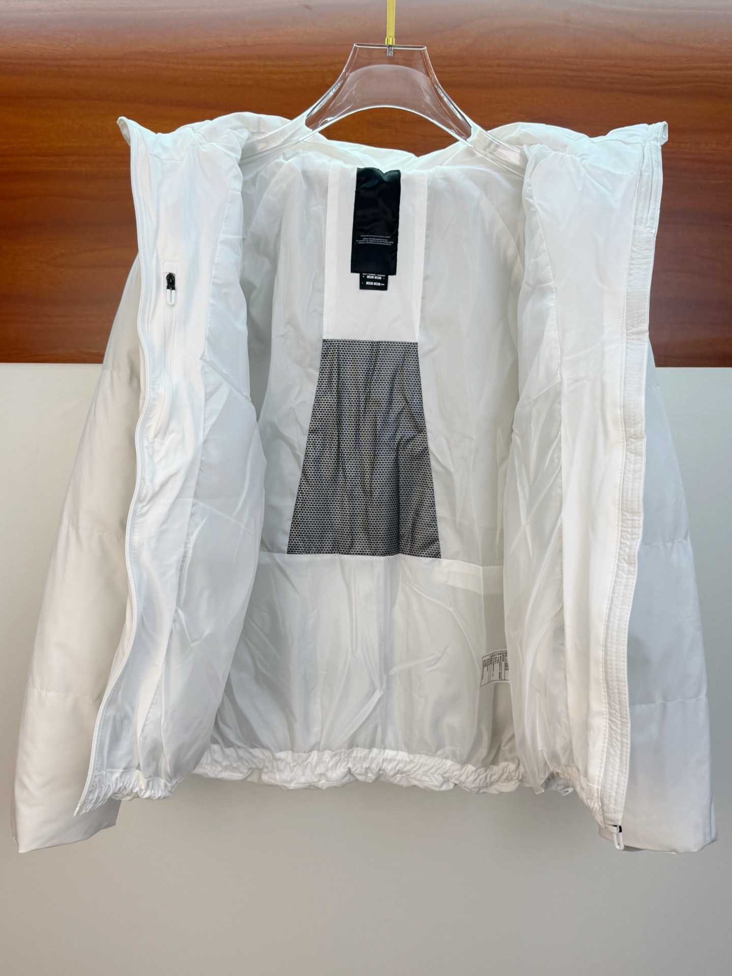 P迪桑特棉服25ss早秋【新品】秋冬专柜新款休闲棉服外套！超前卫设计风格 细腻舒适 穿着非常轻便不易起皱