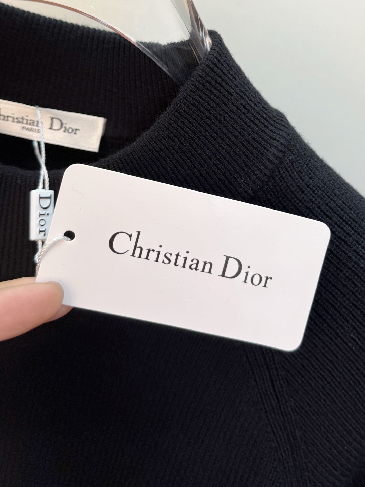 P迪奥2025【新品】秋冬新款针织羊毛开衫 高品质意大利进口羊毛混纺面料，高密度针织，时尚百搭毛衣，帅气