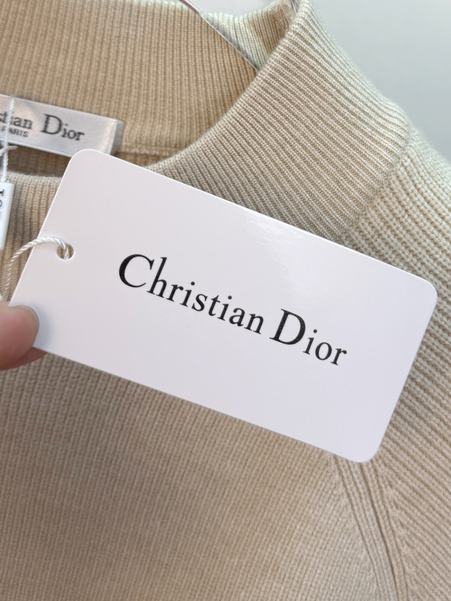 P迪奥2025【新品】秋冬新款针织羊毛开衫 高品质意大利进口羊毛混纺面料，高密度针织，时尚百搭毛衣，帅气