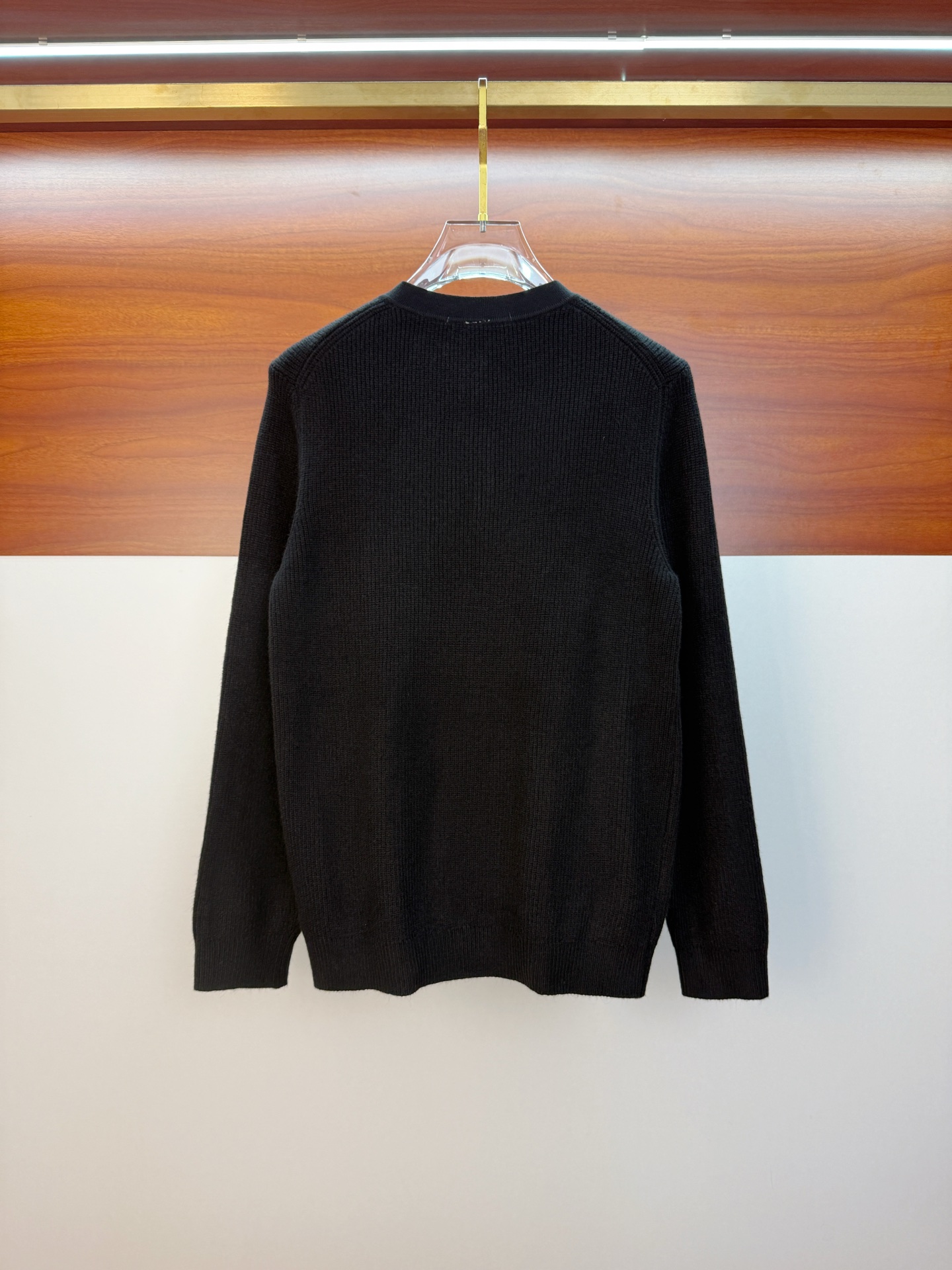 P迪奥2025【新品】秋冬新款针织羊毛开衫 高品质意大利进口羊毛混纺面料，高密度针织，时尚百搭毛衣，帅气