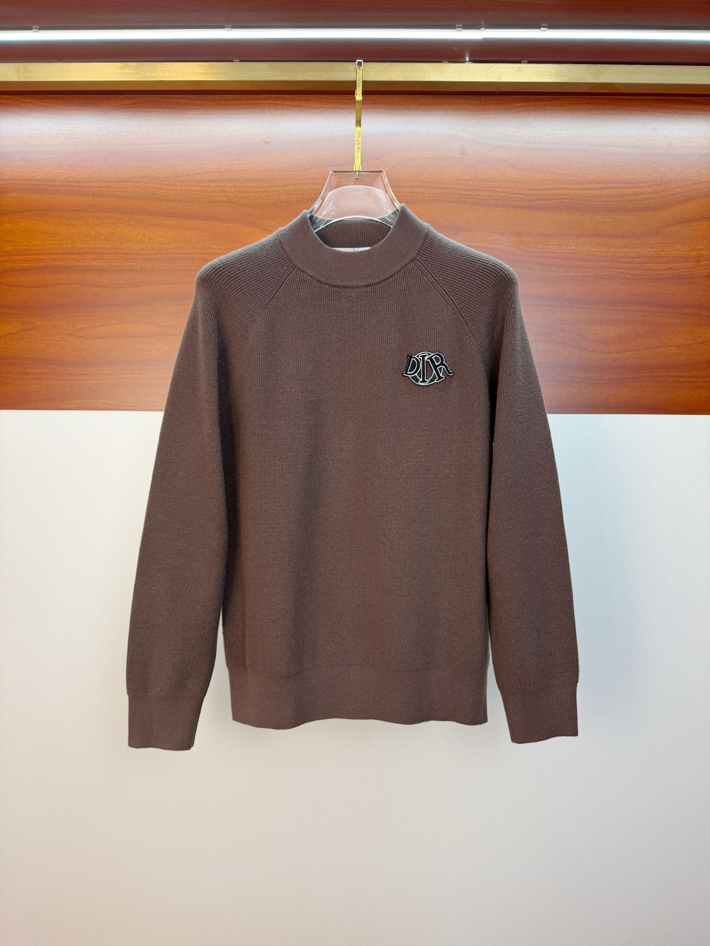 P迪奥2025【新品】秋冬新款针织羊毛开衫 高品质意大利进口羊毛混纺面料，高密度针织，时尚百搭毛衣，帅气