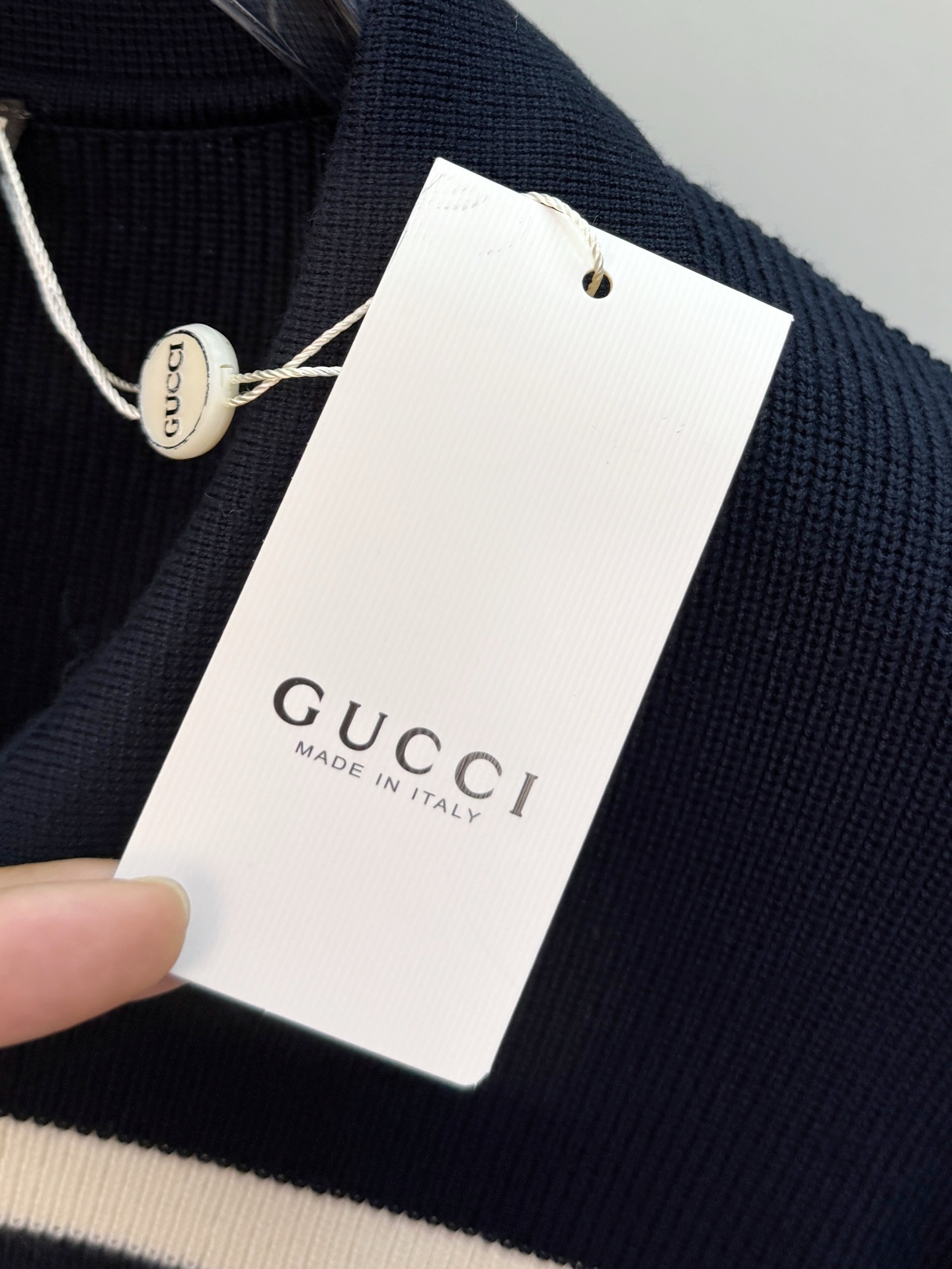 P杰尼亚2025【新品】秋冬新款针织羊毛开衫 高品质意大利进口羊毛混纺面料，高密度针织，时尚百搭毛衣，帅