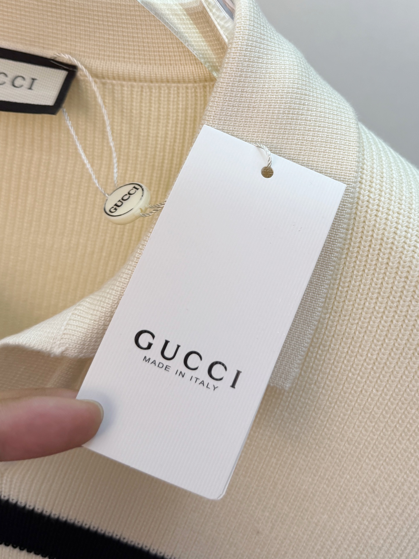 P古驰2025【新品】秋冬新款针织羊毛开衫 高品质意大利进口羊毛混纺面料，高密度针织，时尚百搭毛衣，帅气