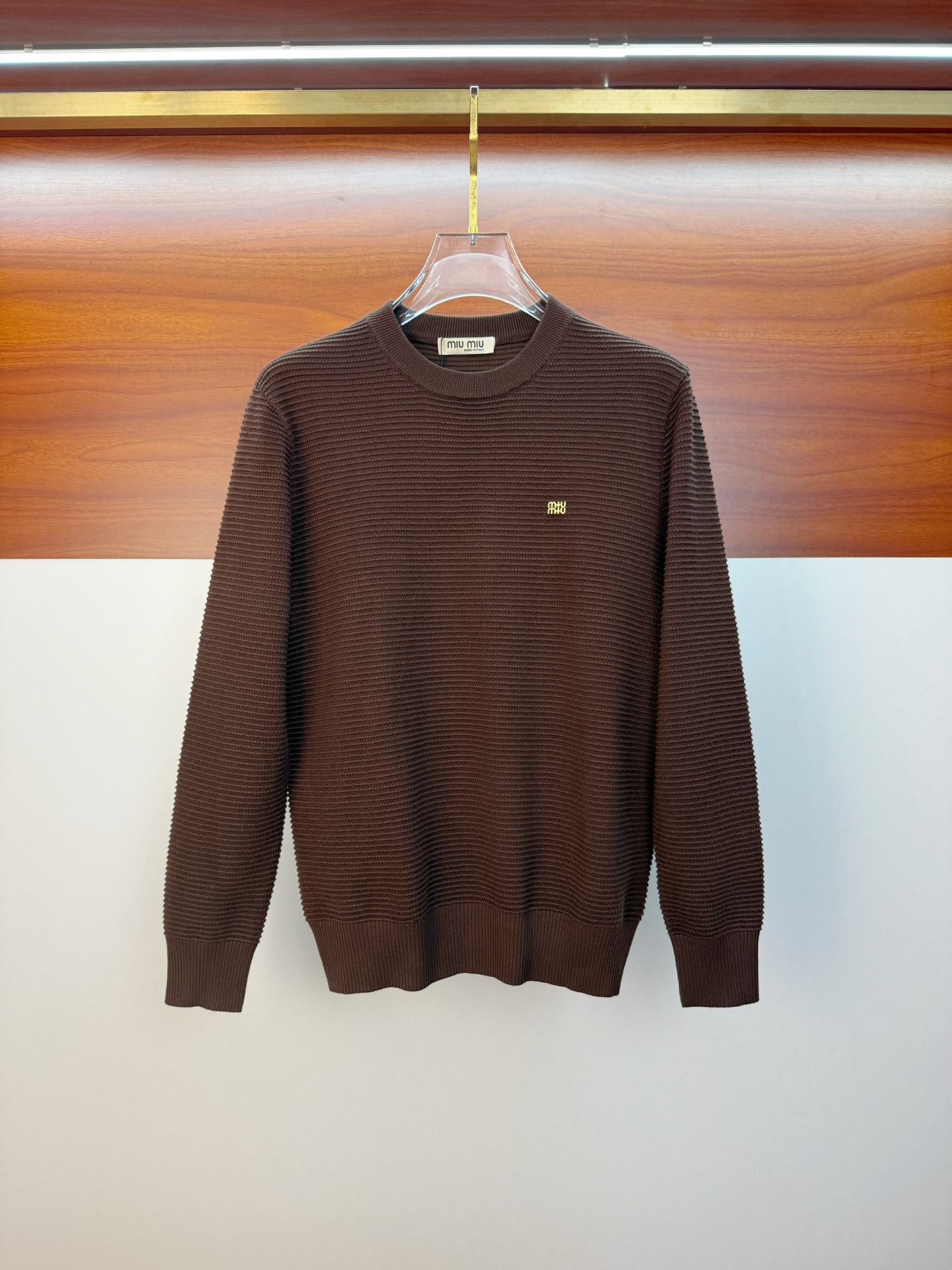 Pmiumiu2025【新品】秋冬新款针织羊毛开衫 高品质意大利进口羊毛混纺面料，高密度针织，时尚百搭毛