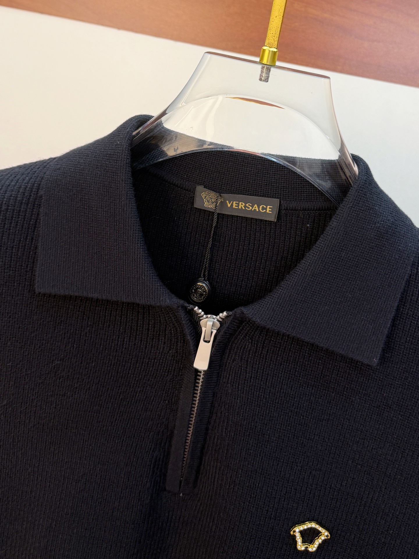 P范思哲2025【新品】秋冬新款针织羊毛开衫 高品质意大利进口羊毛混纺面料，高密度针织，时尚百搭毛衣，帅