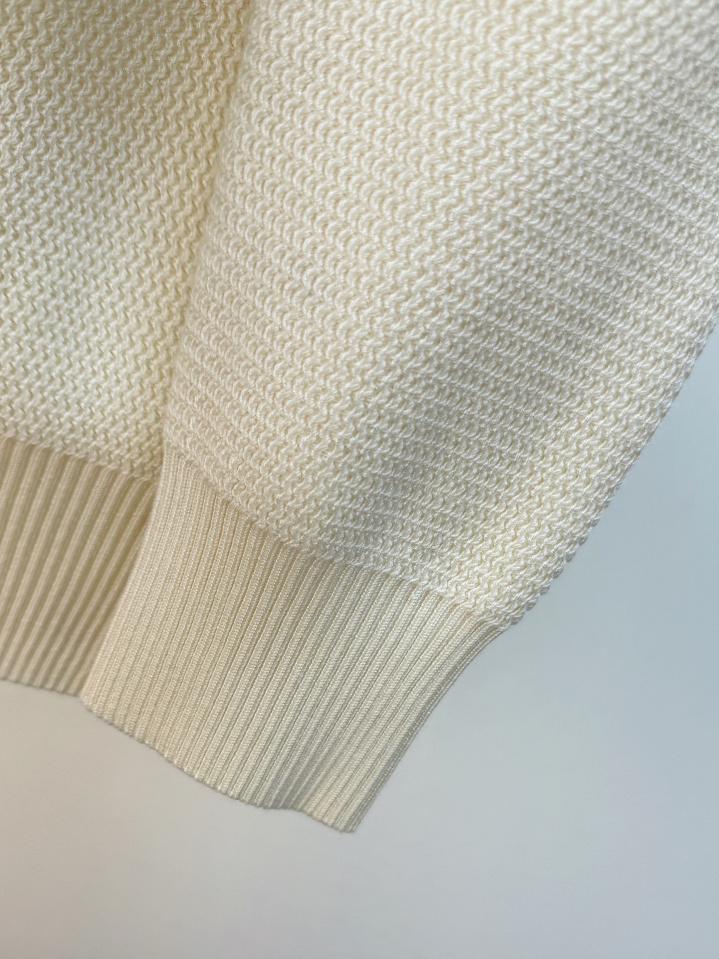 P赛琳2025【新品】秋冬新款针织羊毛开衫 高品质意大利进口羊毛混纺面料，高密度针织，时尚百搭毛衣，帅气