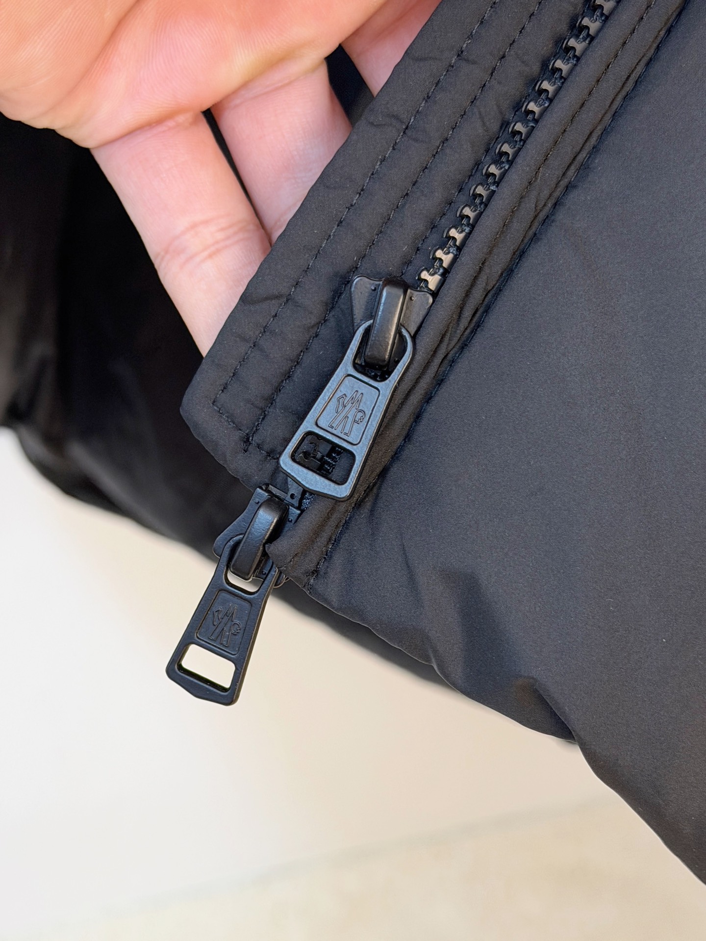 P蒙口25ss秋冬新款🆕长款鹅绒羽绒服原版1:1订制五金配件全进口原版定制 欢迎专柜对比 绝对的高品质 