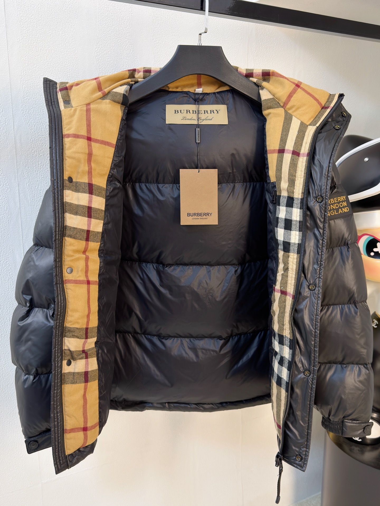 P巴宝莉25ss秋冬新款🆕鹅绒羽绒服原版1:1订制五金配件全进口原版定制 欢迎专柜对比 绝对的高品质 采