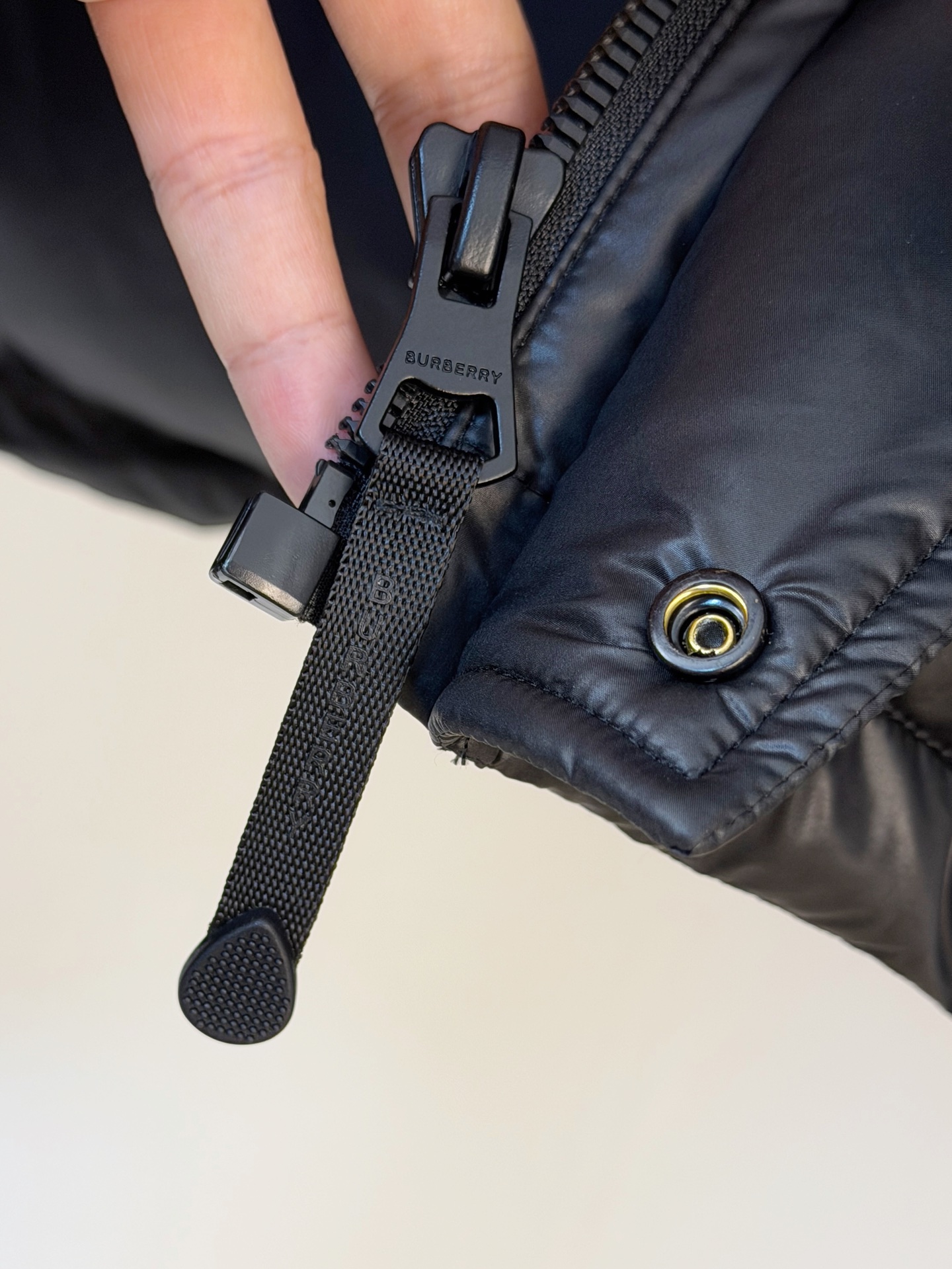 P巴宝莉25ss秋冬新款🆕鹅绒羽绒服原版1:1订制五金配件全进口原版定制 欢迎专柜对比 绝对的高品质 采