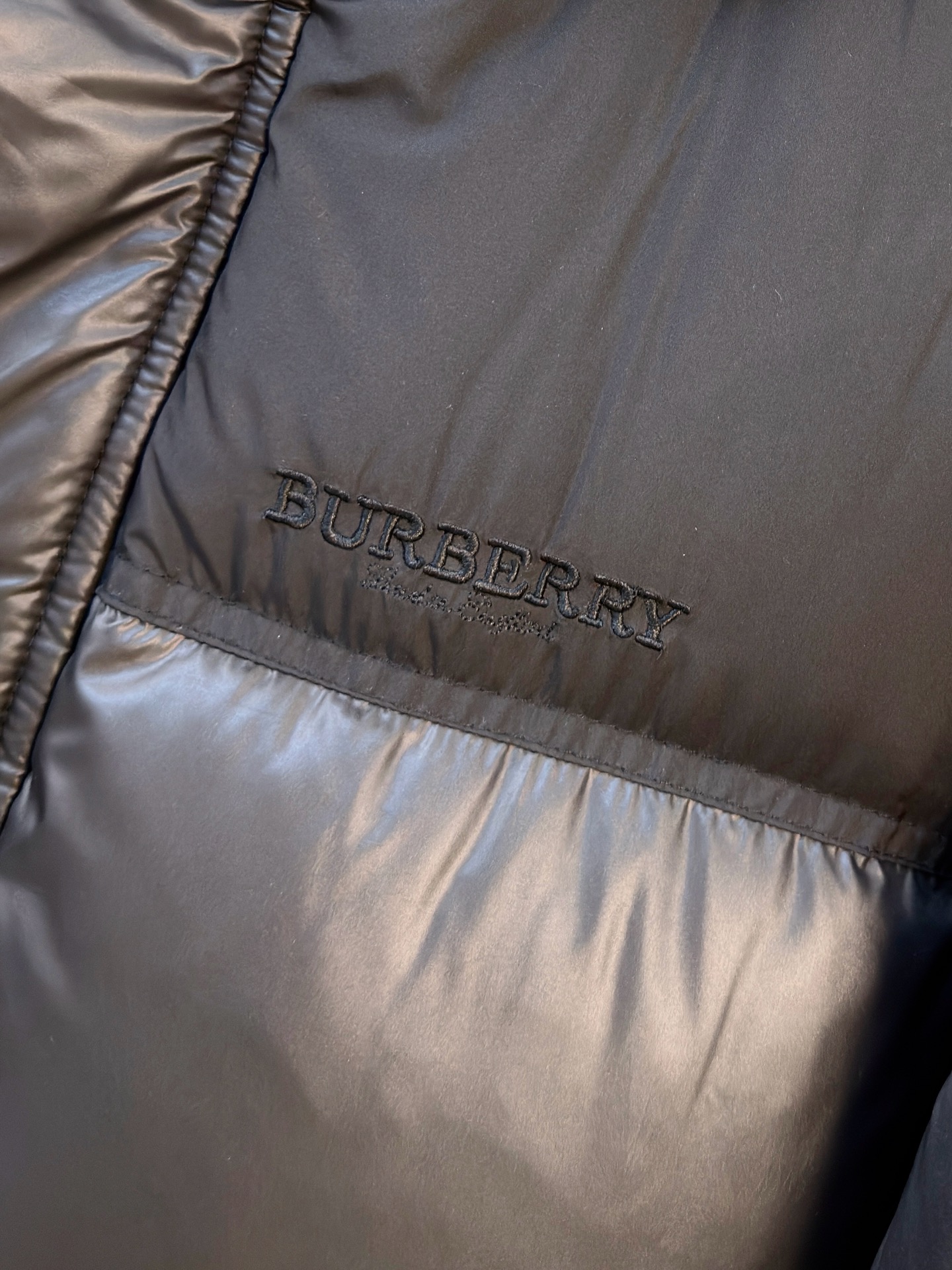 P巴宝莉25ss秋冬新款🆕鹅绒羽绒服原版1:1订制五金配件全进口原版定制 欢迎专柜对比 绝对的高品质 采