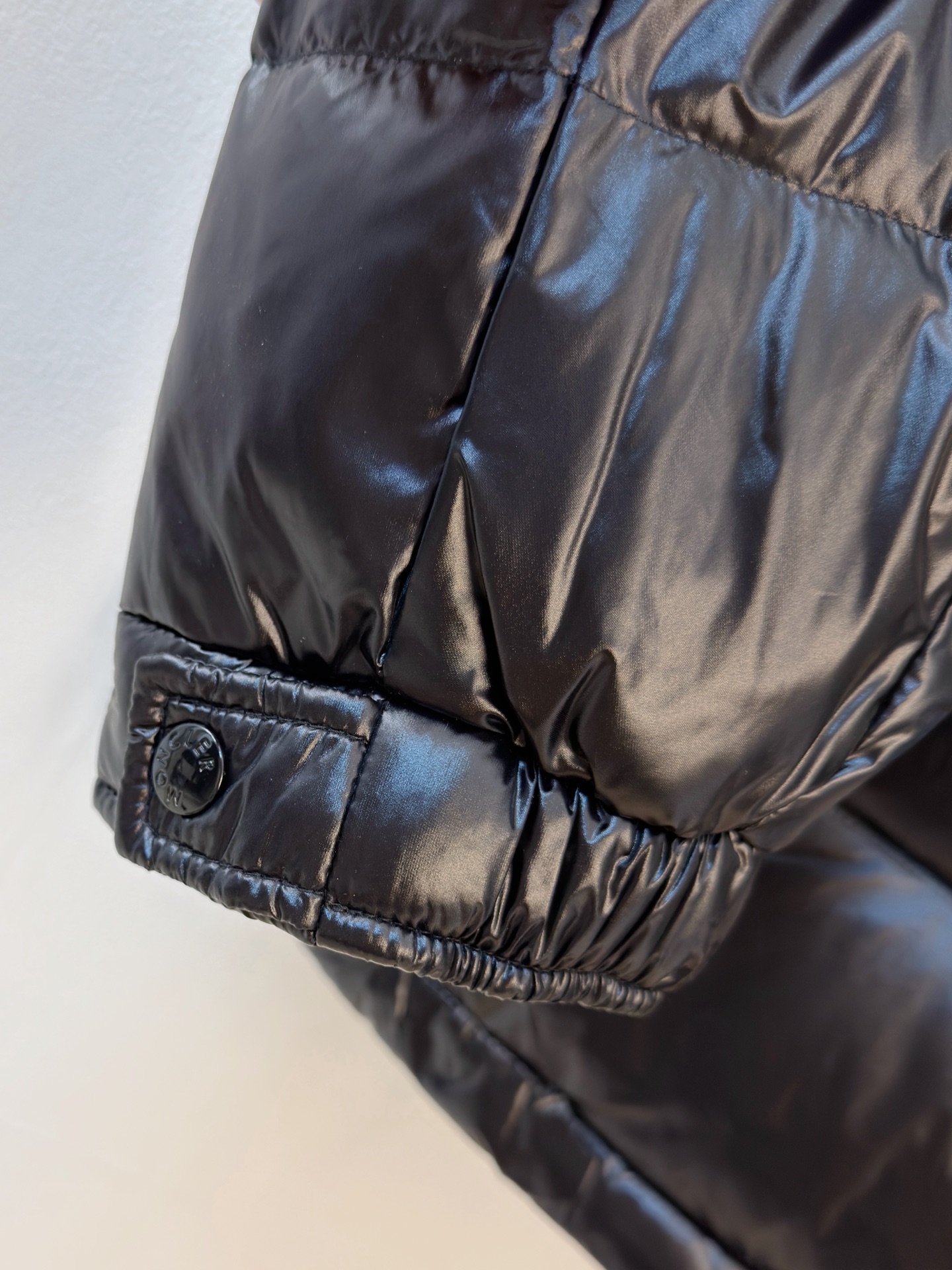 P蒙口25ss秋冬新款🆕鹅绒羽绒服原版1:1订制五金配件全进口原版定制 欢迎专柜对比 绝对的高品质 采用