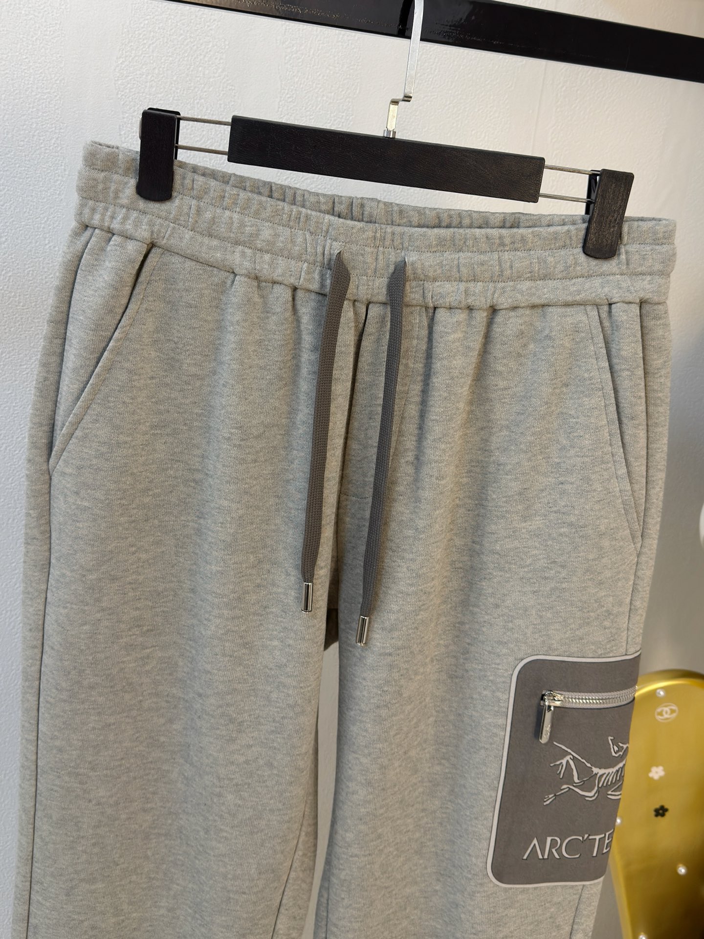 P始祖鸟2025秋冬新款专柜同款休闲空气层面料套装，透气舒适休闲！高级感满满！细节精致高档，做工无可挑剔