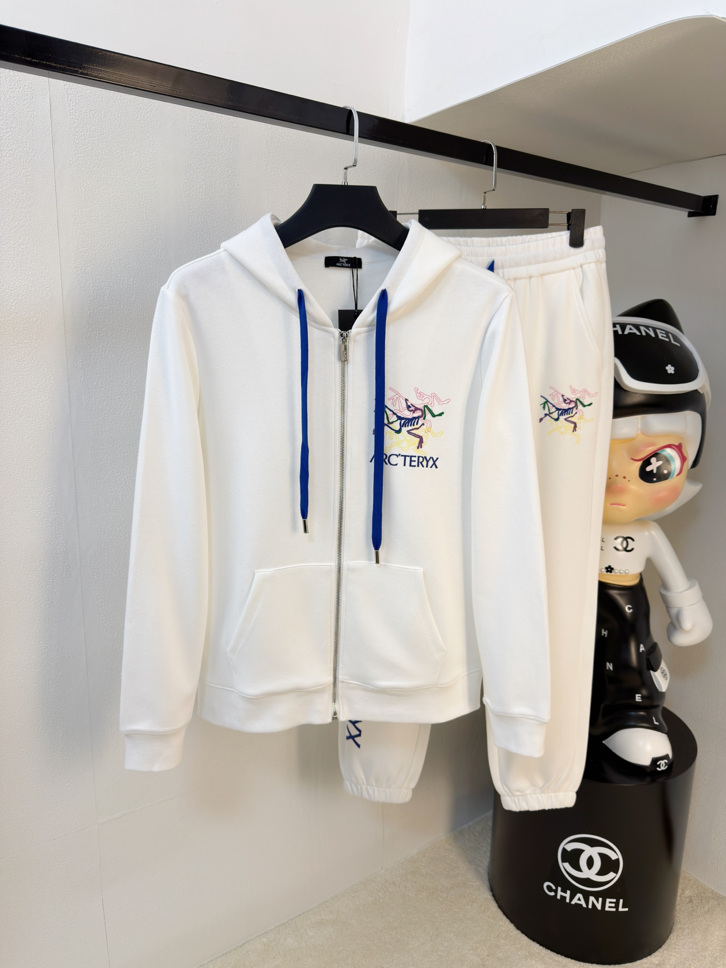 P始祖鸟2025秋冬新款专柜同款休闲空气层面料套装，透气舒适休闲！高级感满满！细节精致高档，做工无可挑剔