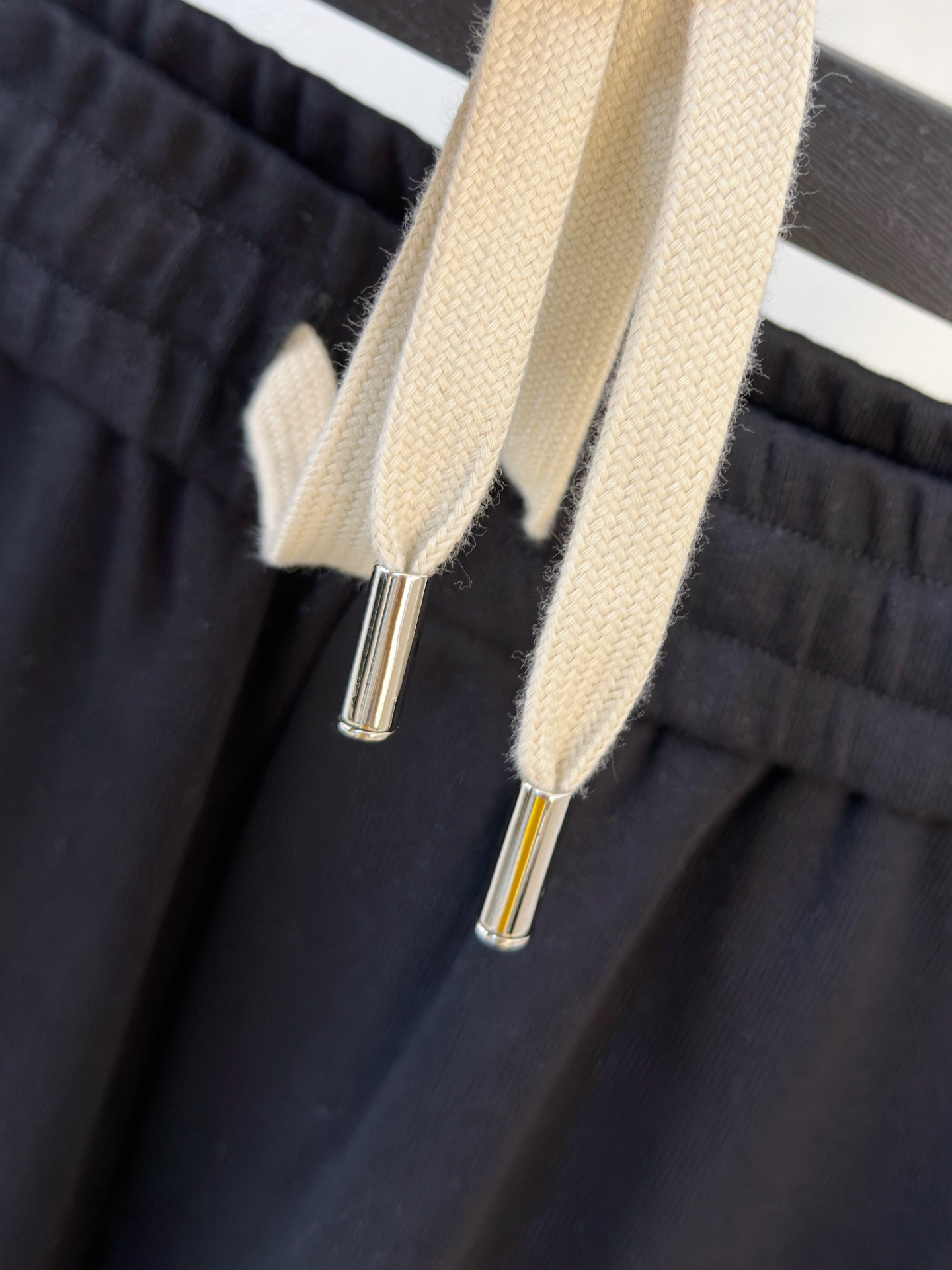 P始祖鸟2025秋冬新款专柜同款休闲空气层面料套装，透气舒适休闲！高级感满满！细节精致高档，做工无可挑剔