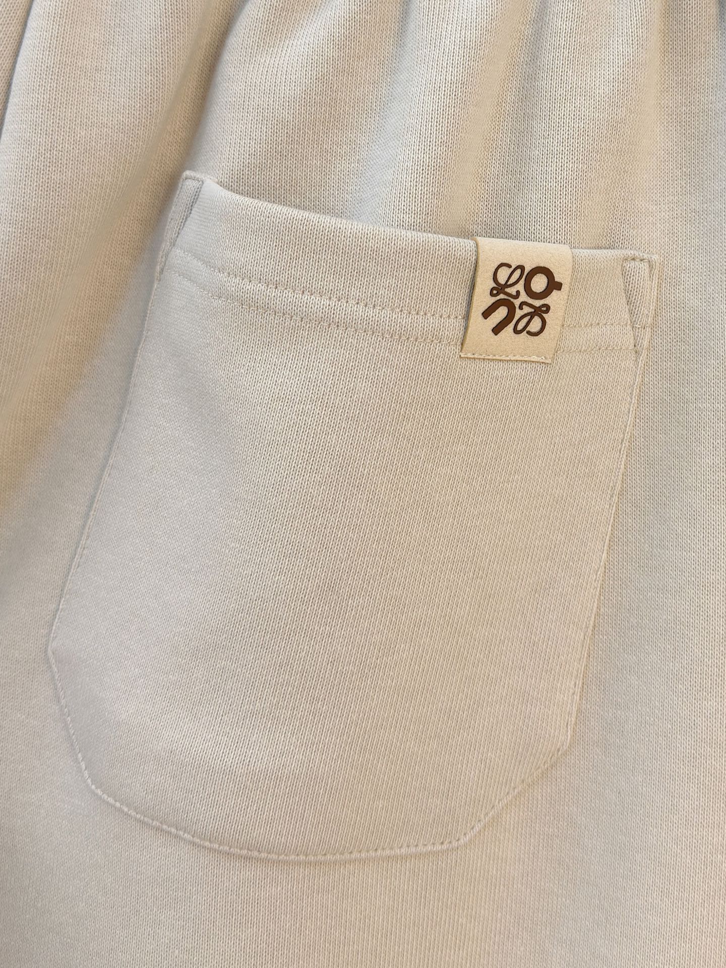 P罗意威2025秋冬新款专柜同款休闲空气层面料套装，透气舒适休闲！高级感满满！细节精致高档，做工无可挑剔