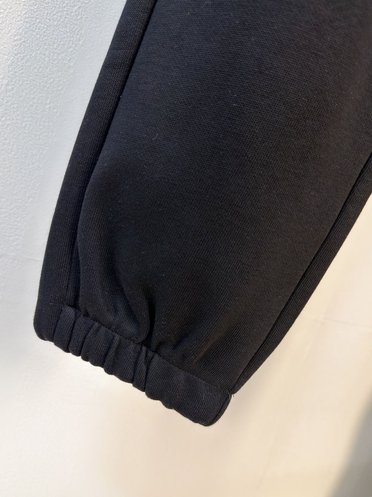 P罗意威2025秋冬新款专柜同款休闲空气层面料套装，透气舒适休闲！高级感满满！细节精致高档，做工无可挑剔