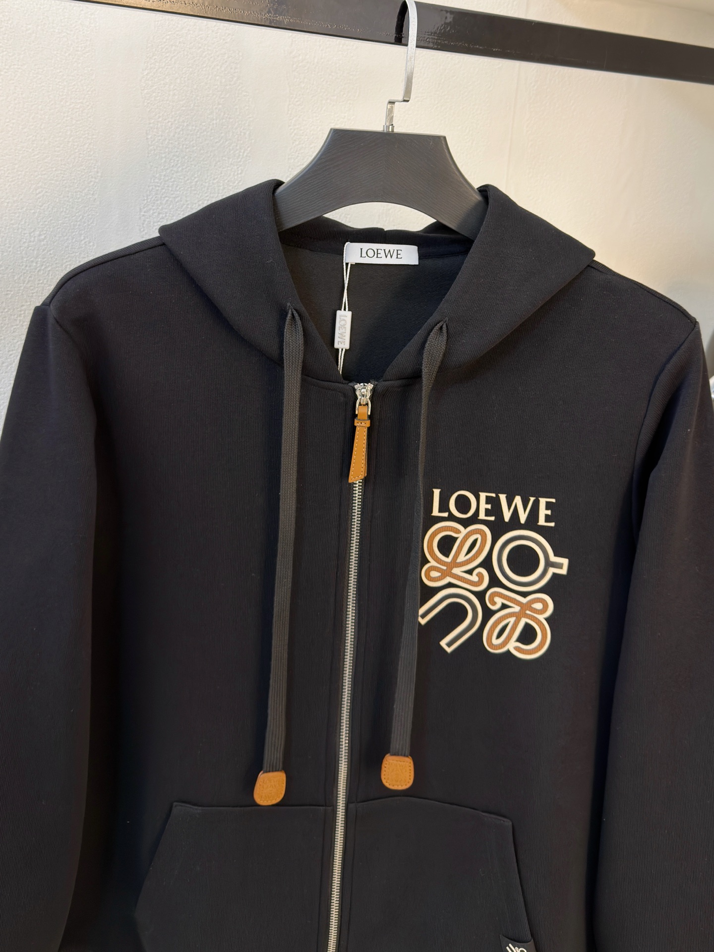 P罗意威2025秋冬新款专柜同款休闲空气层面料套装，透气舒适休闲！高级感满满！细节精致高档，做工无可挑剔