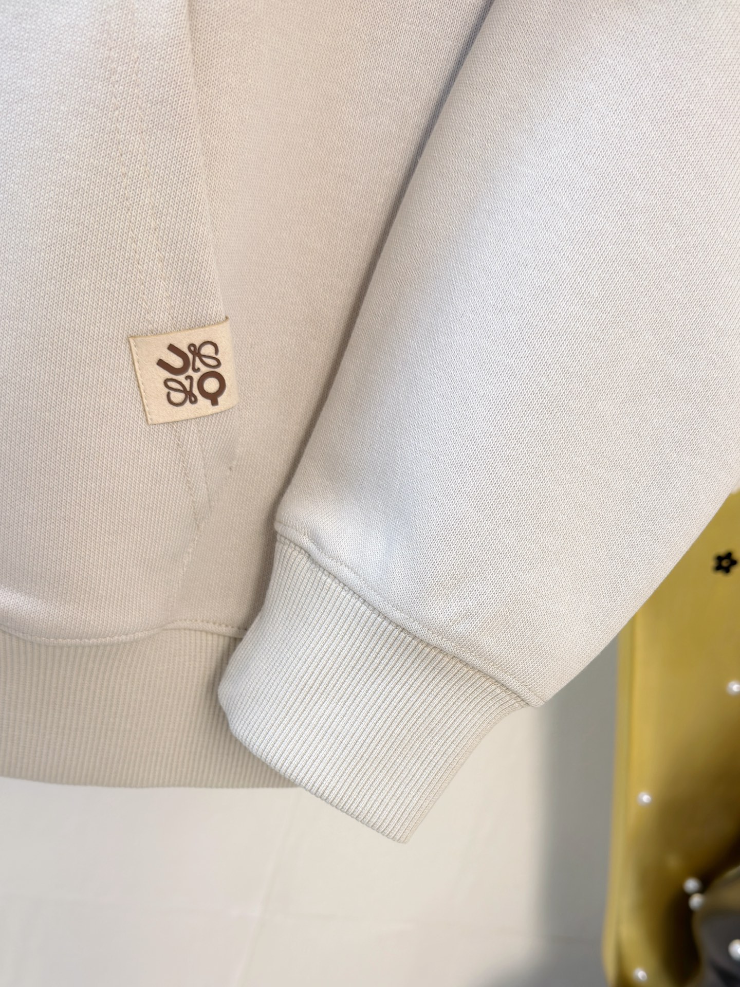 P罗意威2025秋冬新款专柜同款休闲空气层面料套装，透气舒适休闲！高级感满满！细节精致高档，做工无可挑剔