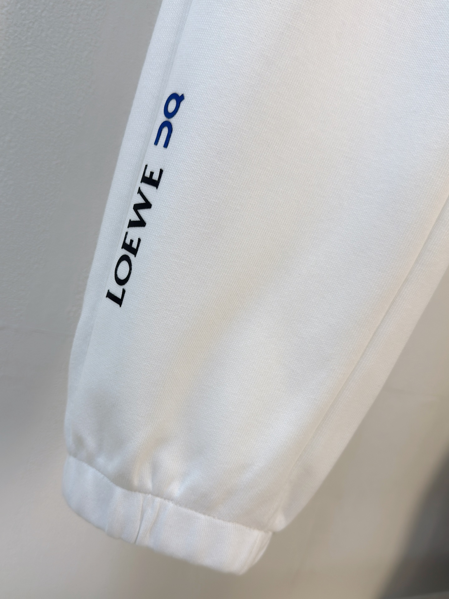 P罗意威2025秋冬新款专柜同款休闲空气层面料套装，透气舒适休闲！高级感满满！细节精致高档，做工无可挑剔