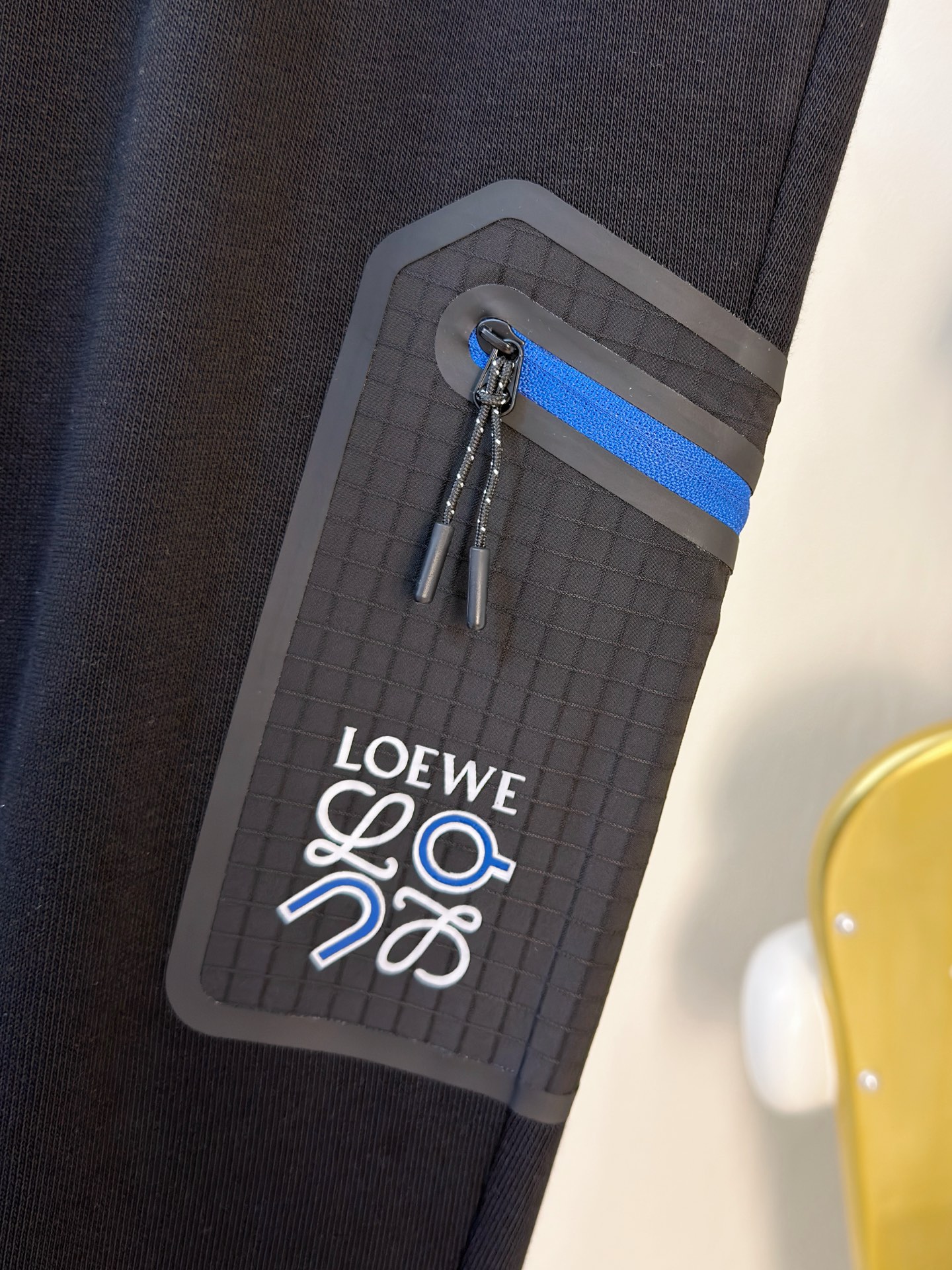 P罗意威2025秋冬新款专柜同款休闲空气层面料套装，透气舒适休闲！高级感满满！细节精致高档，做工无可挑剔