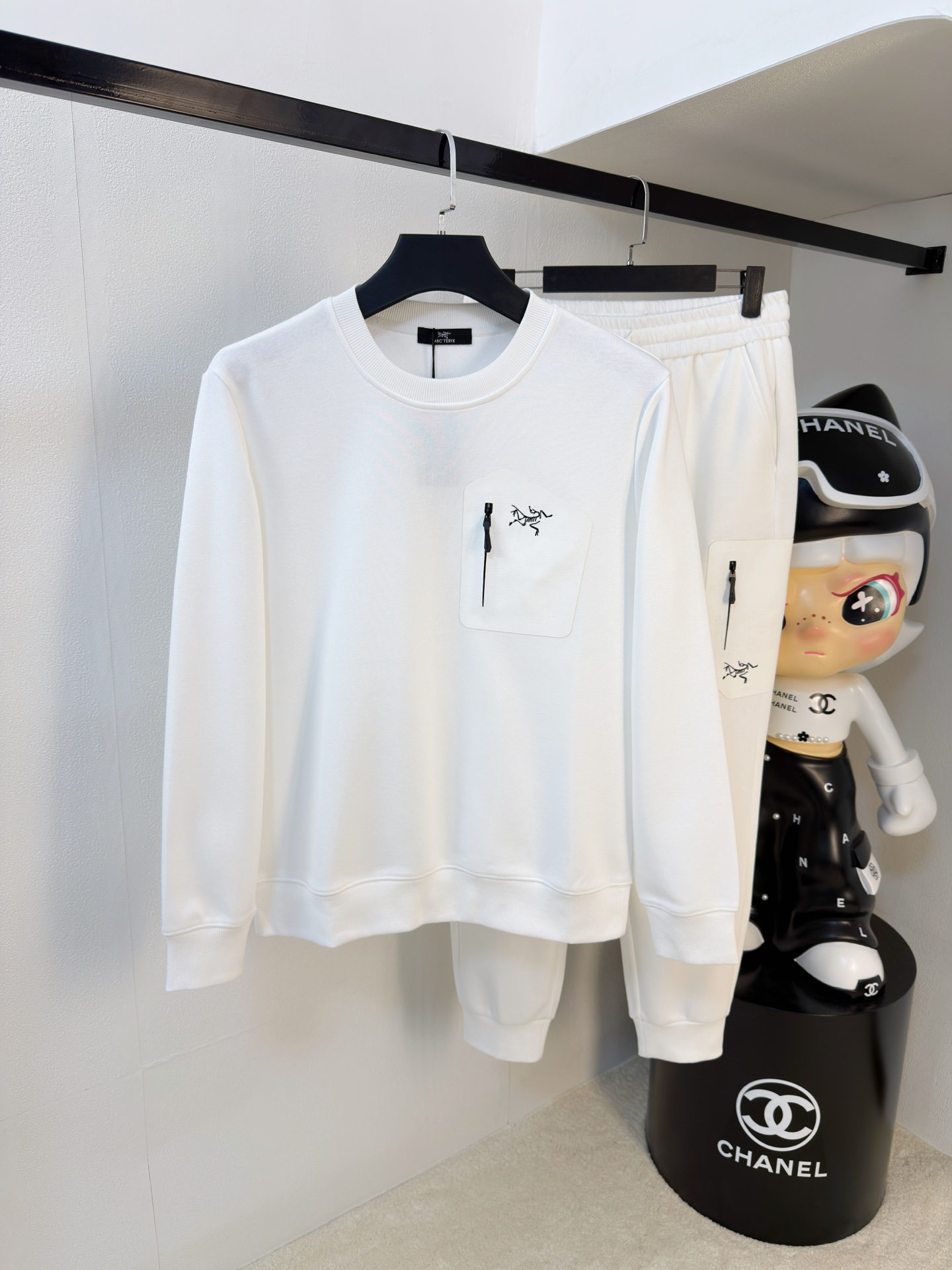 P始祖鸟2025秋冬新款专柜同款休闲空气层面料套装，透气舒适休闲！高级感满满！细节精致高档，做工无可挑剔