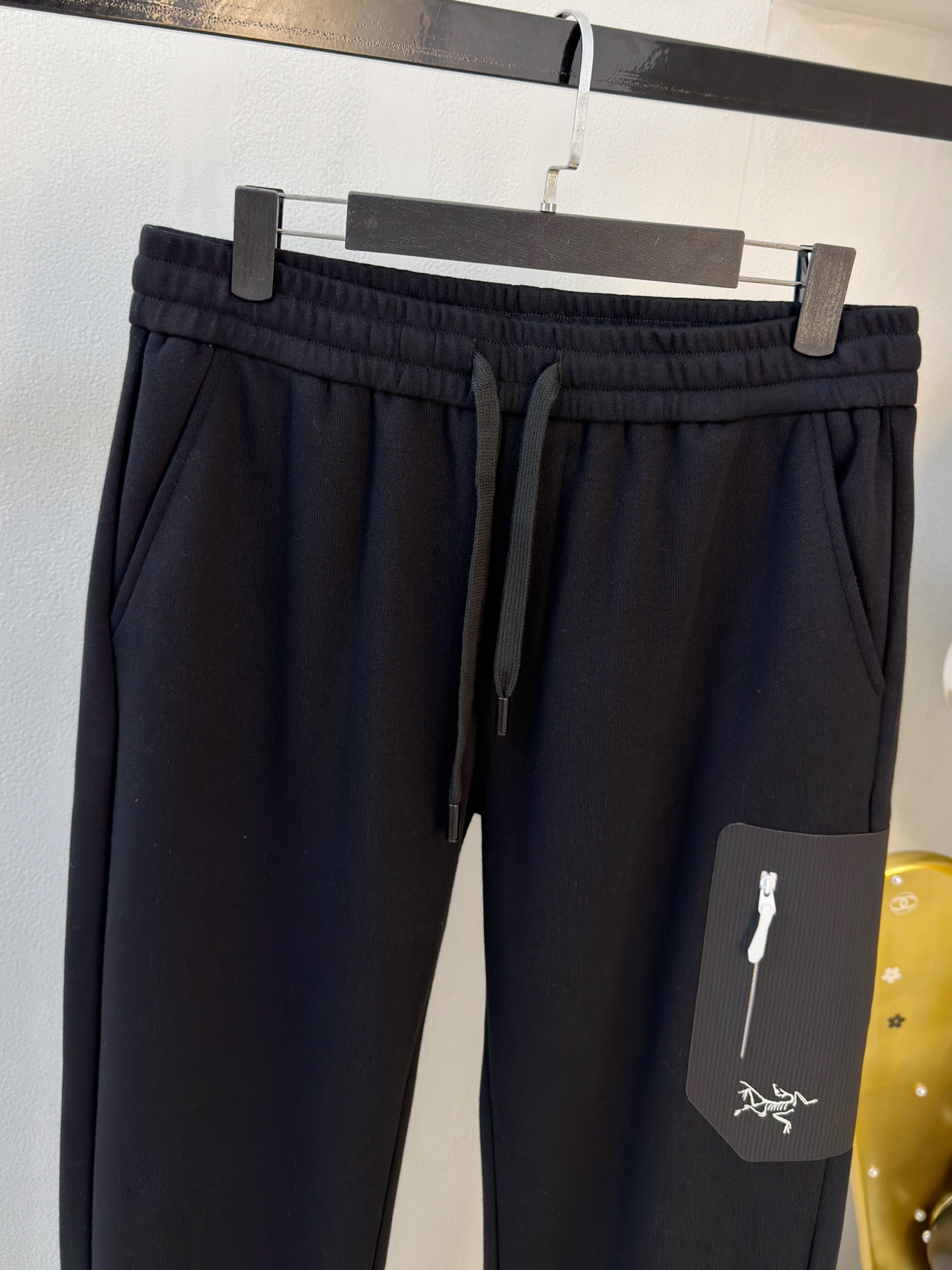 P始祖鸟2025秋冬新款专柜同款休闲空气层面料套装，透气舒适休闲！高级感满满！细节精致高档，做工无可挑剔