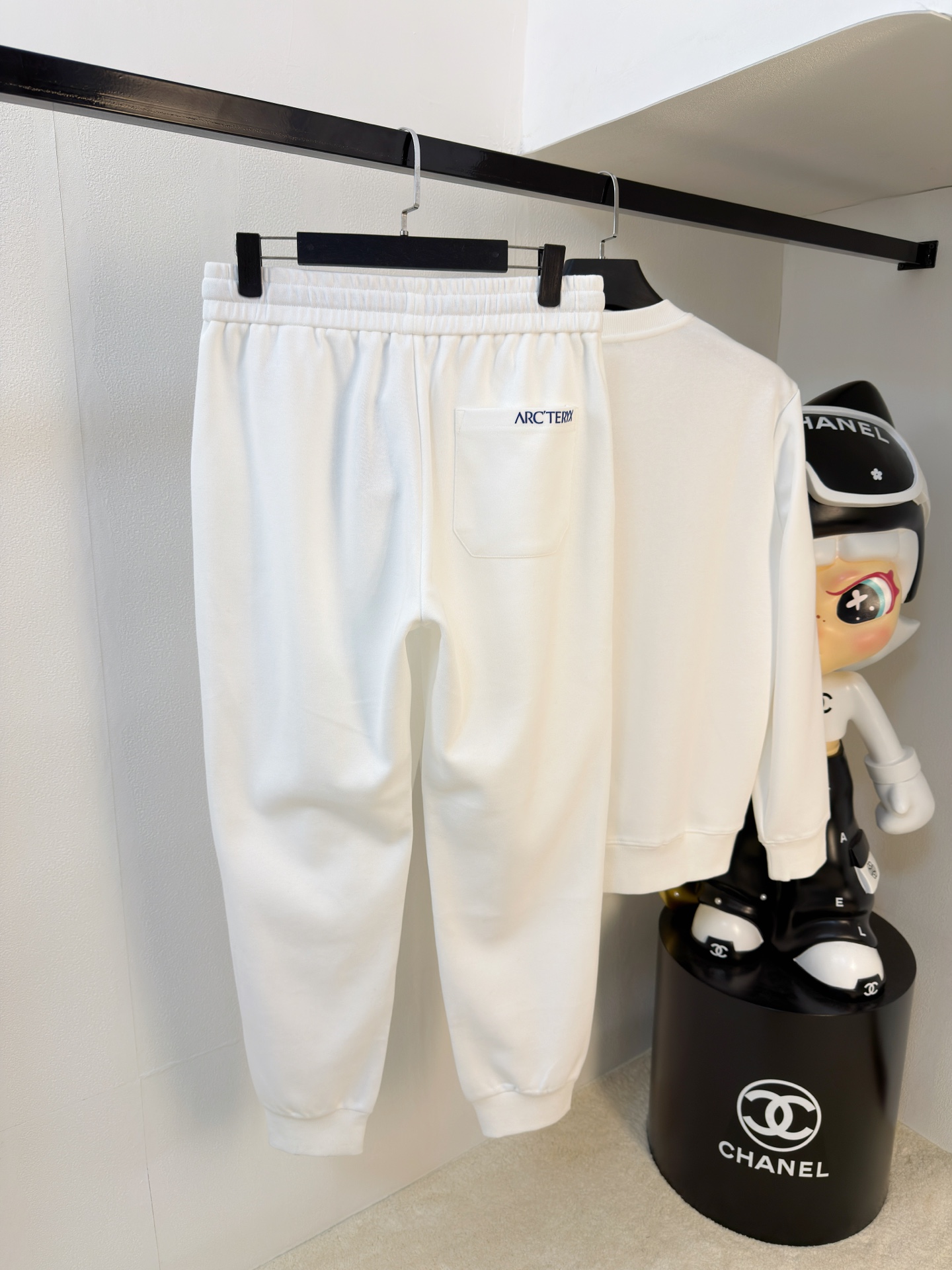 P始祖鸟2025秋冬新款专柜同款休闲空气层面料套装，透气舒适休闲！高级感满满！细节精致高档，做工无可挑剔