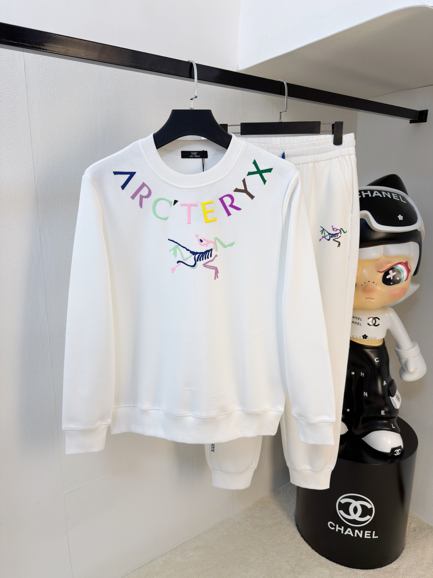 P始祖鸟2025秋冬新款专柜同款休闲空气层面料套装，透气舒适休闲！高级感满满！细节精致高档，做工无可挑剔