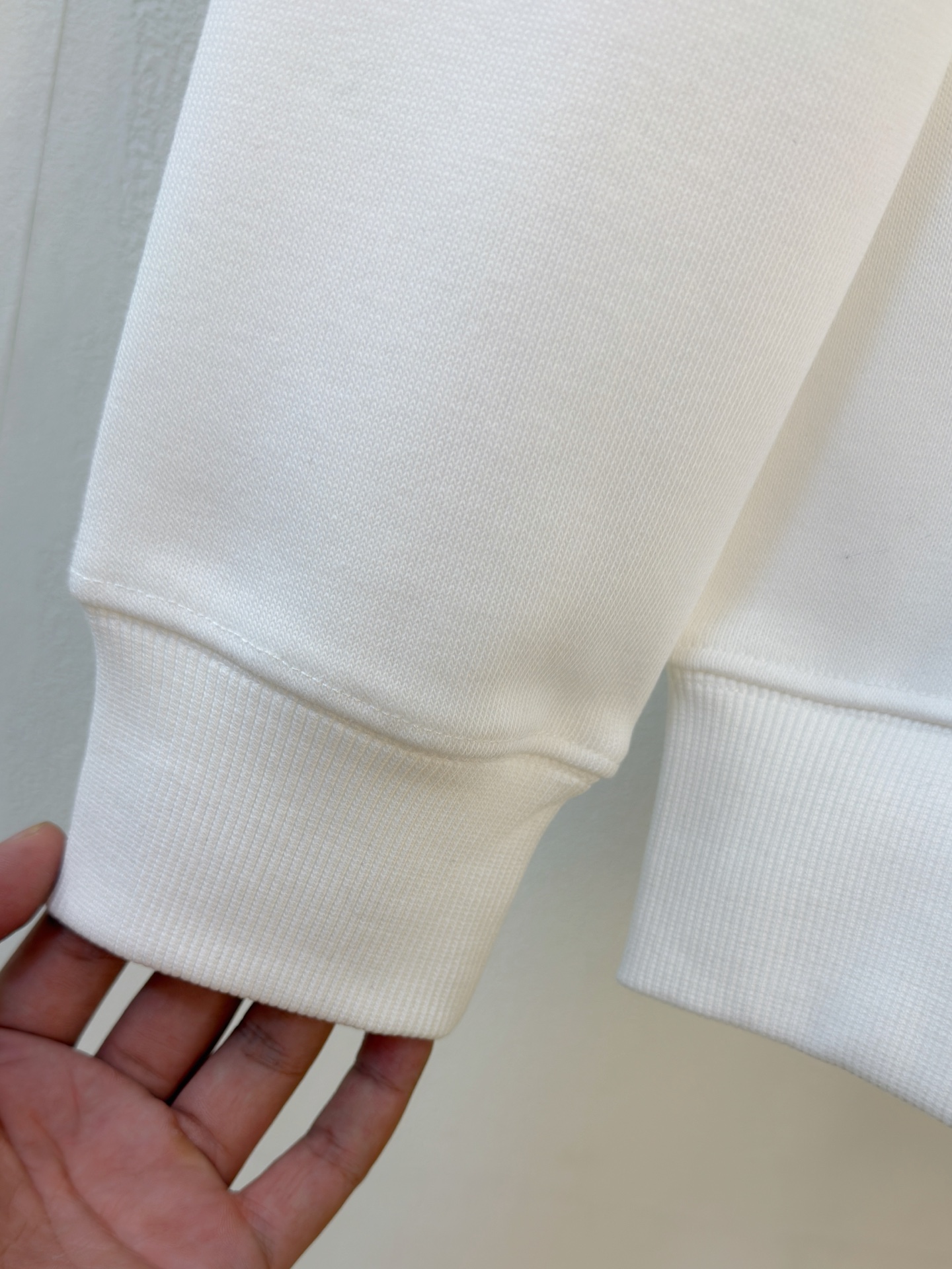 P始祖鸟2025秋冬新款专柜同款休闲空气层面料套装，透气舒适休闲！高级感满满！细节精致高档，做工无可挑剔