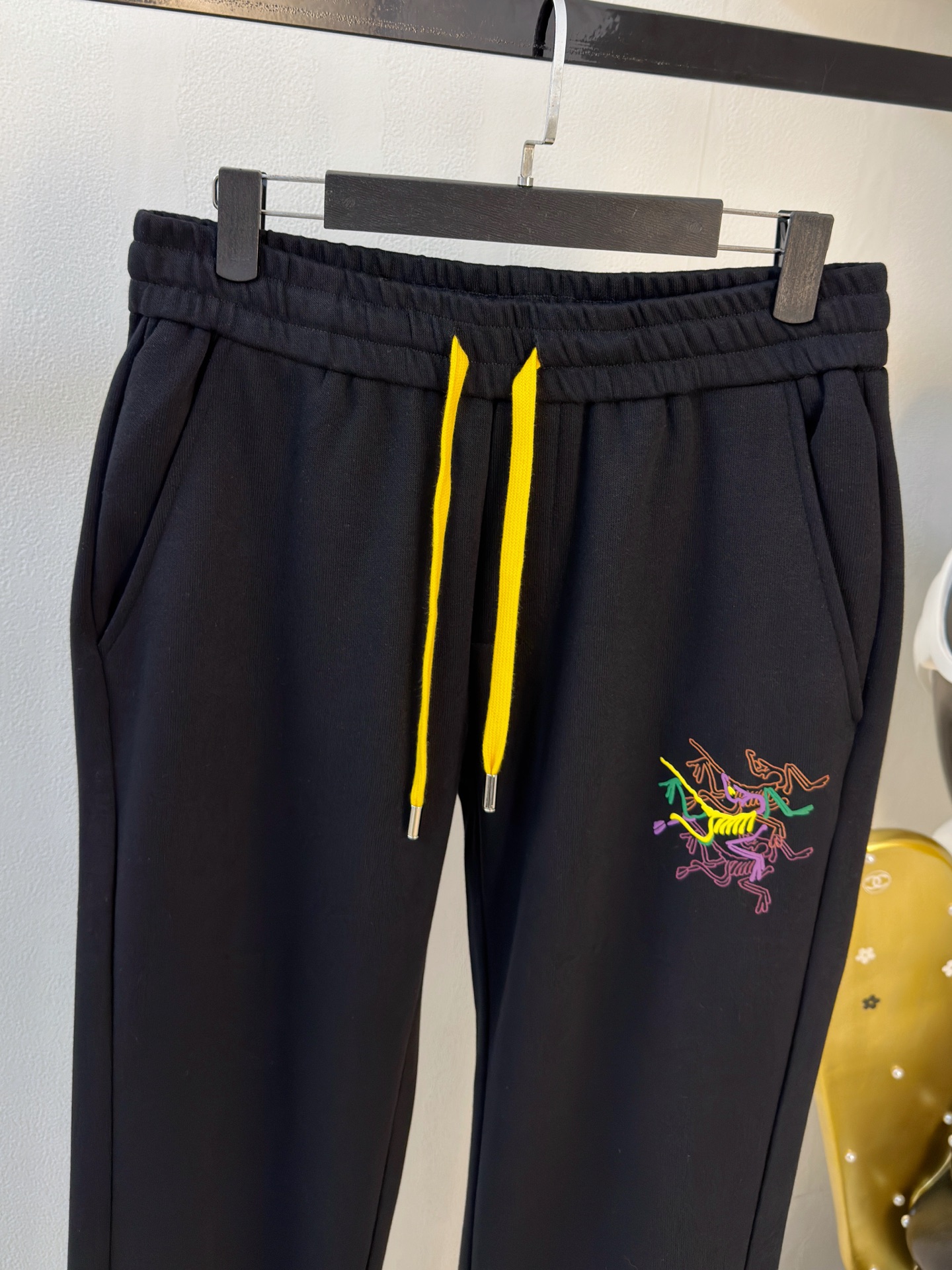 P始祖鸟2025秋冬新款专柜同款休闲空气层面料套装，透气舒适休闲！高级感满满！细节精致高档，做工无可挑剔