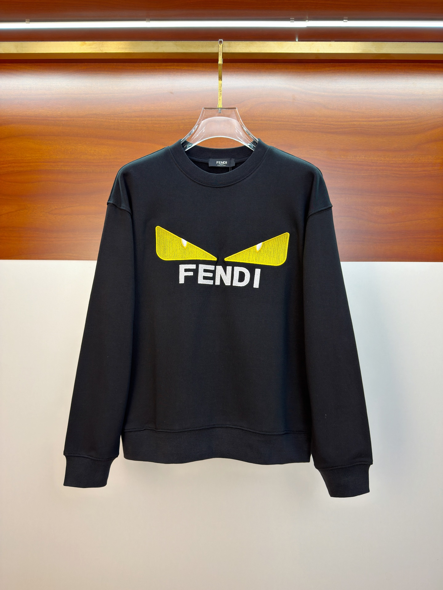 P芬迪25SS【新品】最新最顶级版本精美工艺圆领卫衣，最顶级的品质专柜原单套头衫，顶级制作工艺进口面料，