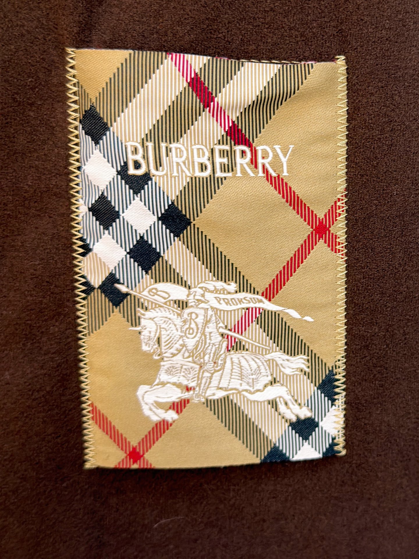 P巴宝莉25SS【新品】最新最顶级版本精美工艺圆领卫衣，最顶级的品质专柜原单套头衫，顶级制作工艺进口面料