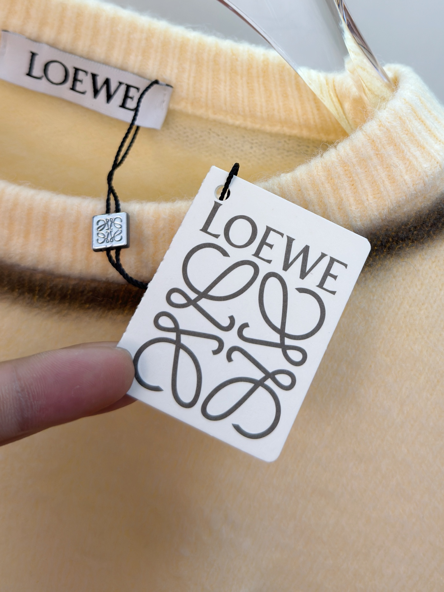 P罗意威25SS【新品】最新最顶级版本精美工艺圆领卫衣，最顶级的品质专柜原单套头衫，顶级制作工艺进口面料