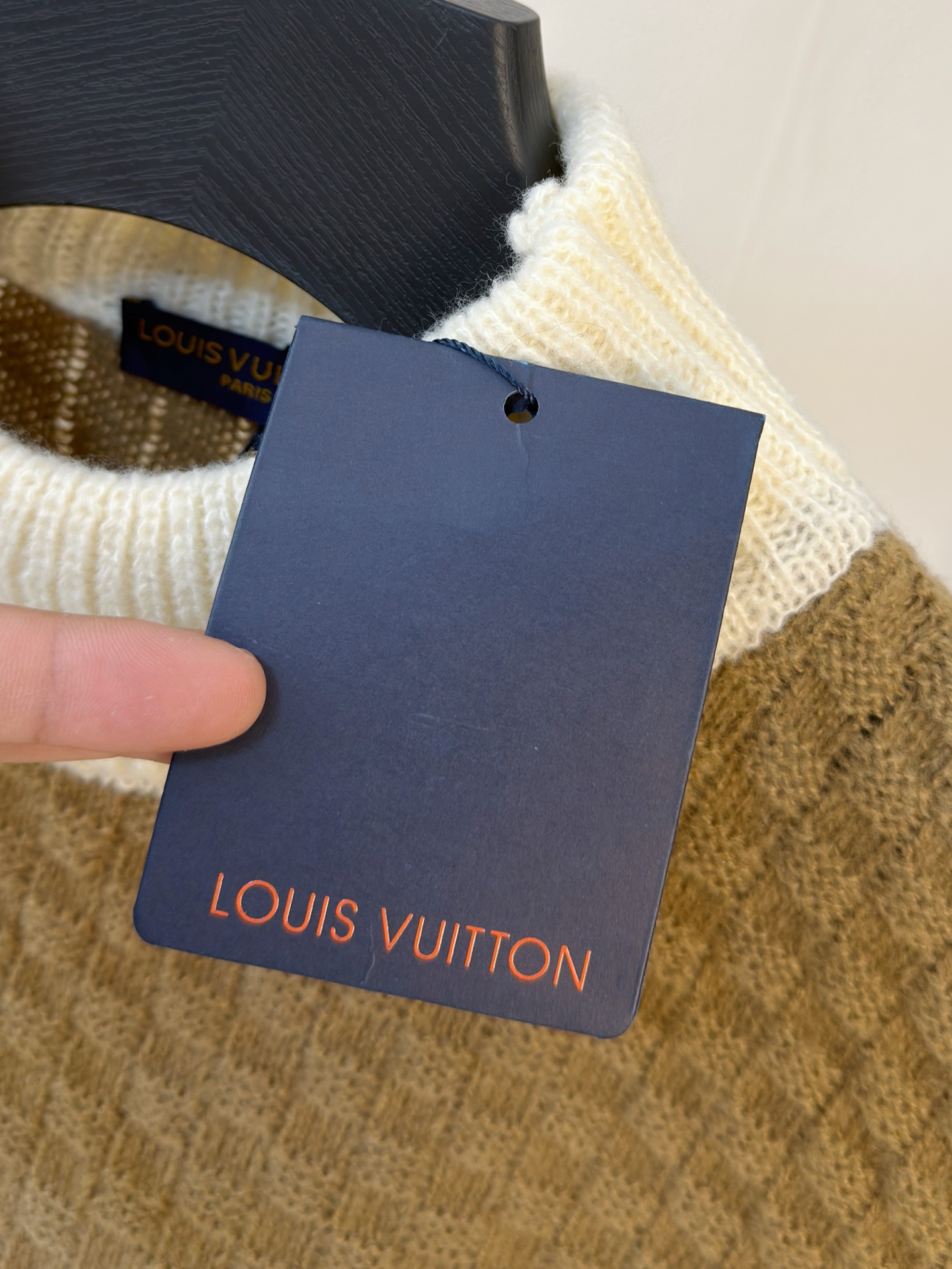 PLV 2025【新品】秋冬新款针织羊毛衫高品质意大利进口羊毛混纺面料，高密度针织，时尚百搭毛衣，帅气十