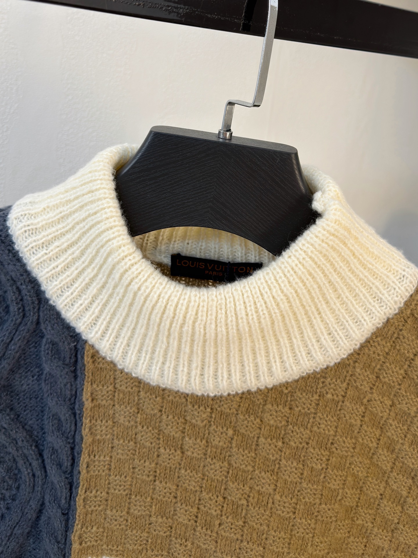 PLV 2025【新品】秋冬新款针织羊毛衫高品质意大利进口羊毛混纺面料，高密度针织，时尚百搭毛衣，帅气十