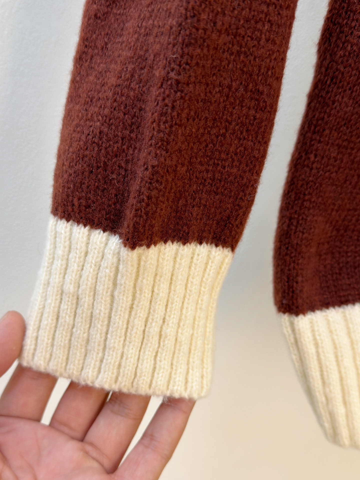 PLV 2025【新品】秋冬新款针织羊毛衫高品质意大利进口羊毛混纺面料，高密度针织，时尚百搭毛衣，帅气十