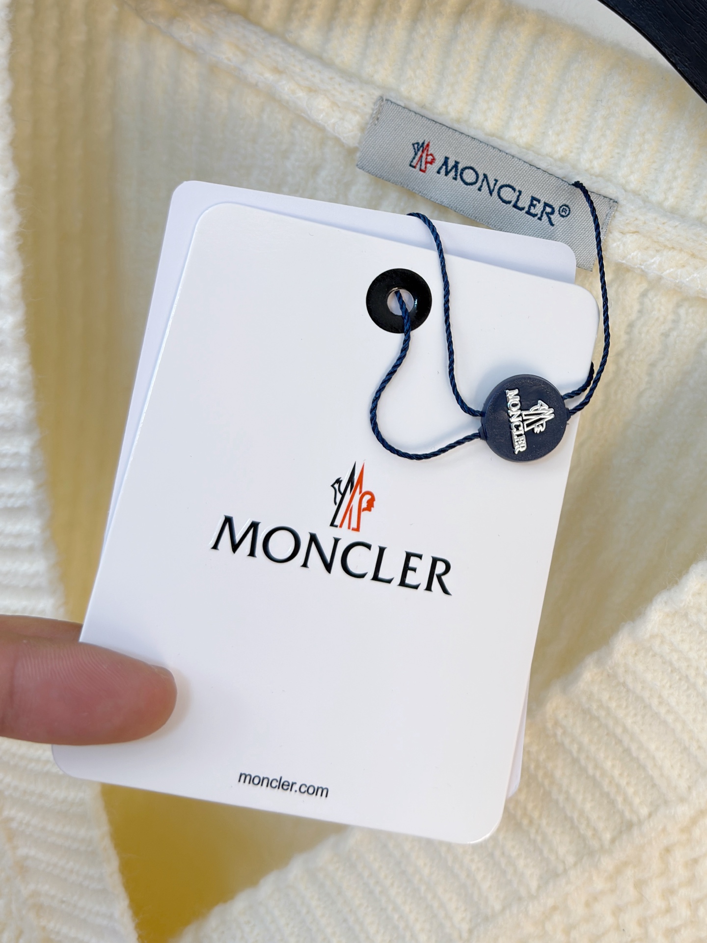 P蒙口2025【新品】秋冬新款针织羊毛开衫高品质意大利进口羊毛混纺面料，高密度针织，时尚百搭毛衣，帅气十