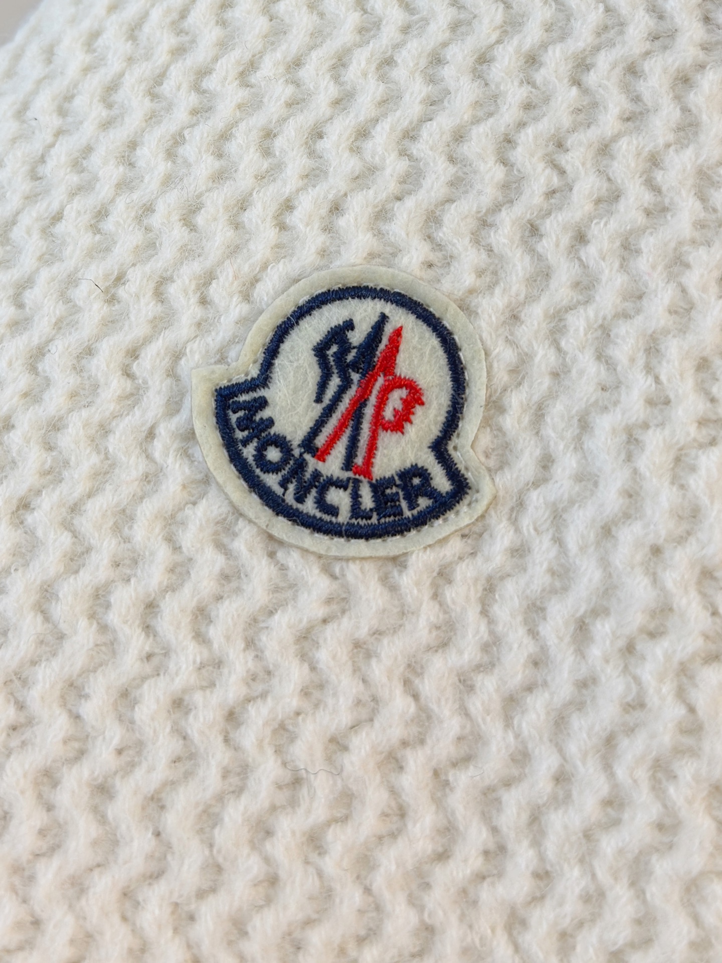 P蒙口2025【新品】秋冬新款针织羊毛开衫高品质意大利进口羊毛混纺面料，高密度针织，时尚百搭毛衣，帅气十