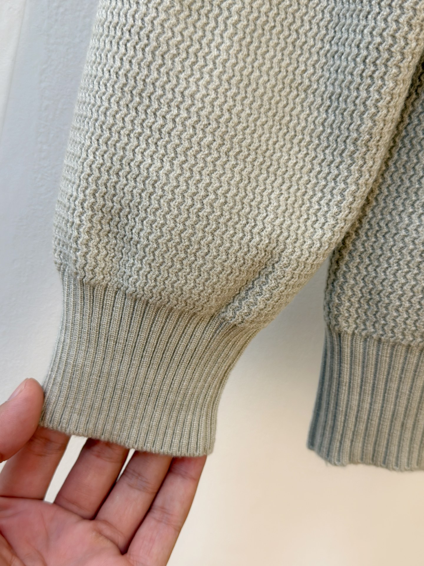 PBv 2025【新品】秋冬新款针织羊毛衫高品质意大利进口羊毛混纺面料，高密度针织，时尚百搭毛衣，帅气十