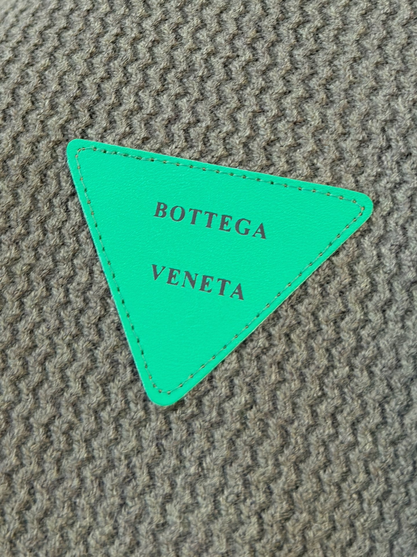 PBv 2025【新品】秋冬新款针织羊毛衫高品质意大利进口羊毛混纺面料，高密度针织，时尚百搭毛衣，帅气十