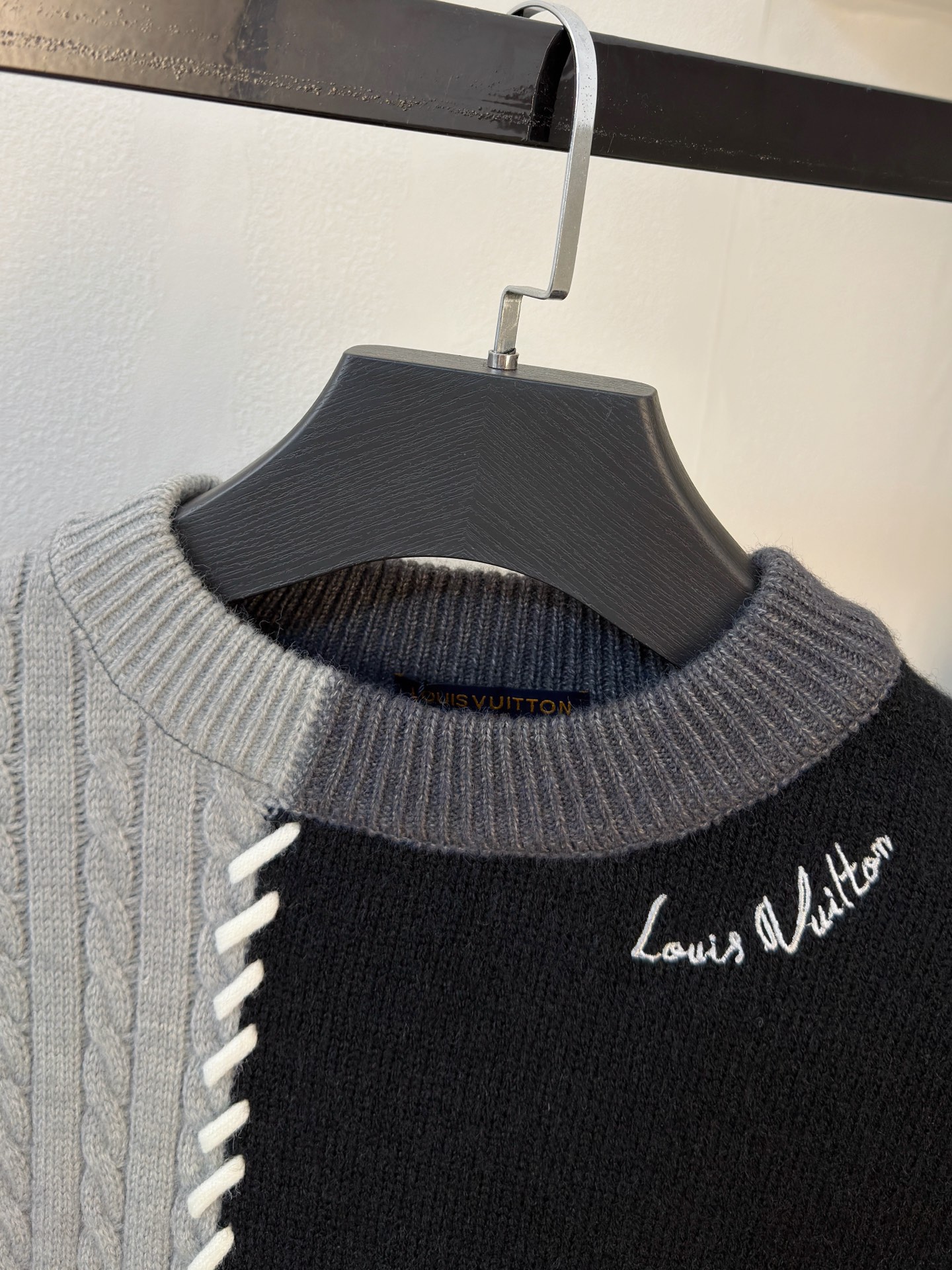 PLV 2025【新品】秋冬新款针织羊毛衫高品质意大利进口羊毛混纺面料，高密度针织，时尚百搭毛衣，帅气十