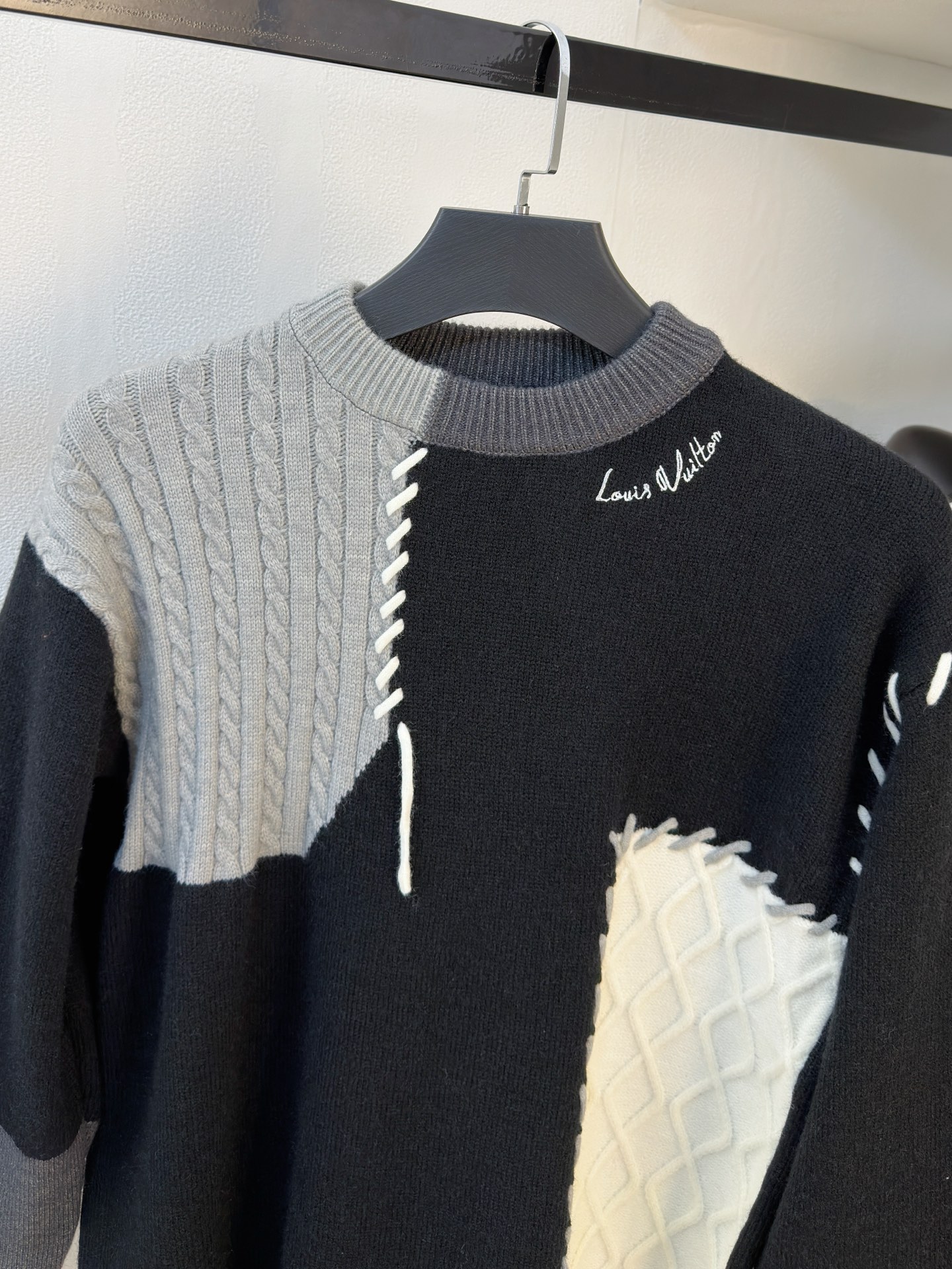 PLV 2025【新品】秋冬新款针织羊毛衫高品质意大利进口羊毛混纺面料，高密度针织，时尚百搭毛衣，帅气十