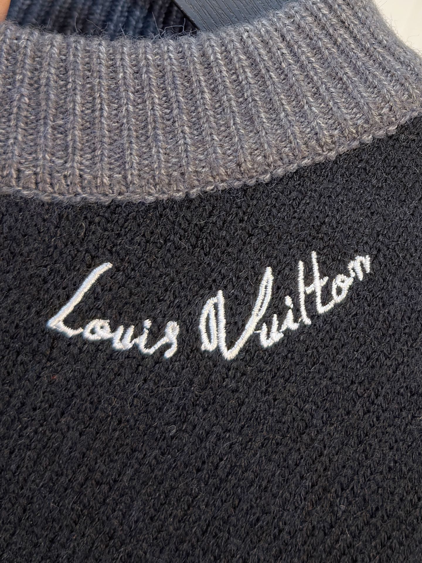 PLV 2025【新品】秋冬新款针织羊毛衫高品质意大利进口羊毛混纺面料，高密度针织，时尚百搭毛衣，帅气十