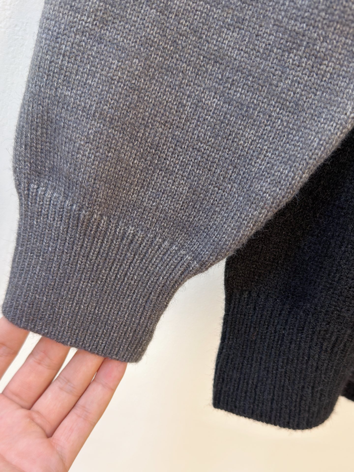 PLV 2025【新品】秋冬新款针织羊毛衫高品质意大利进口羊毛混纺面料，高密度针织，时尚百搭毛衣，帅气十