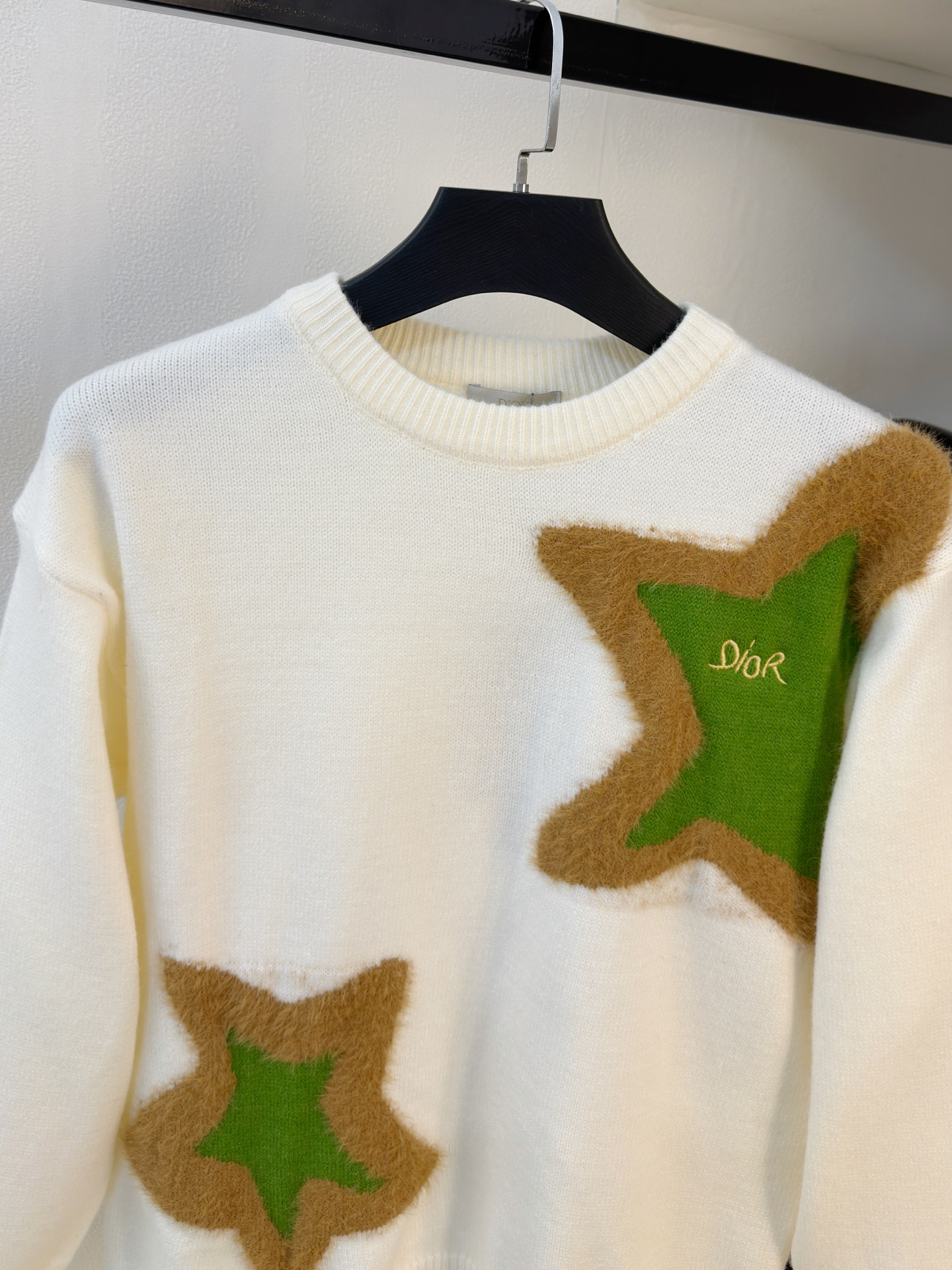 P迪奥2025【新品】秋冬新款针织羊毛衫高品质意大利进口羊毛混纺面料，高密度针织，时尚百搭毛衣，帅气十足