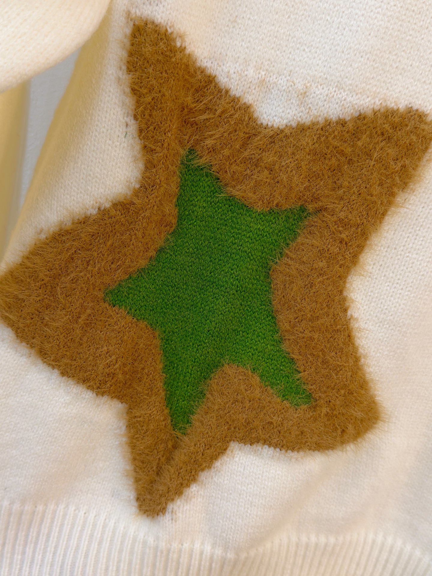 P迪奥2025【新品】秋冬新款针织羊毛衫高品质意大利进口羊毛混纺面料，高密度针织，时尚百搭毛衣，帅气十足