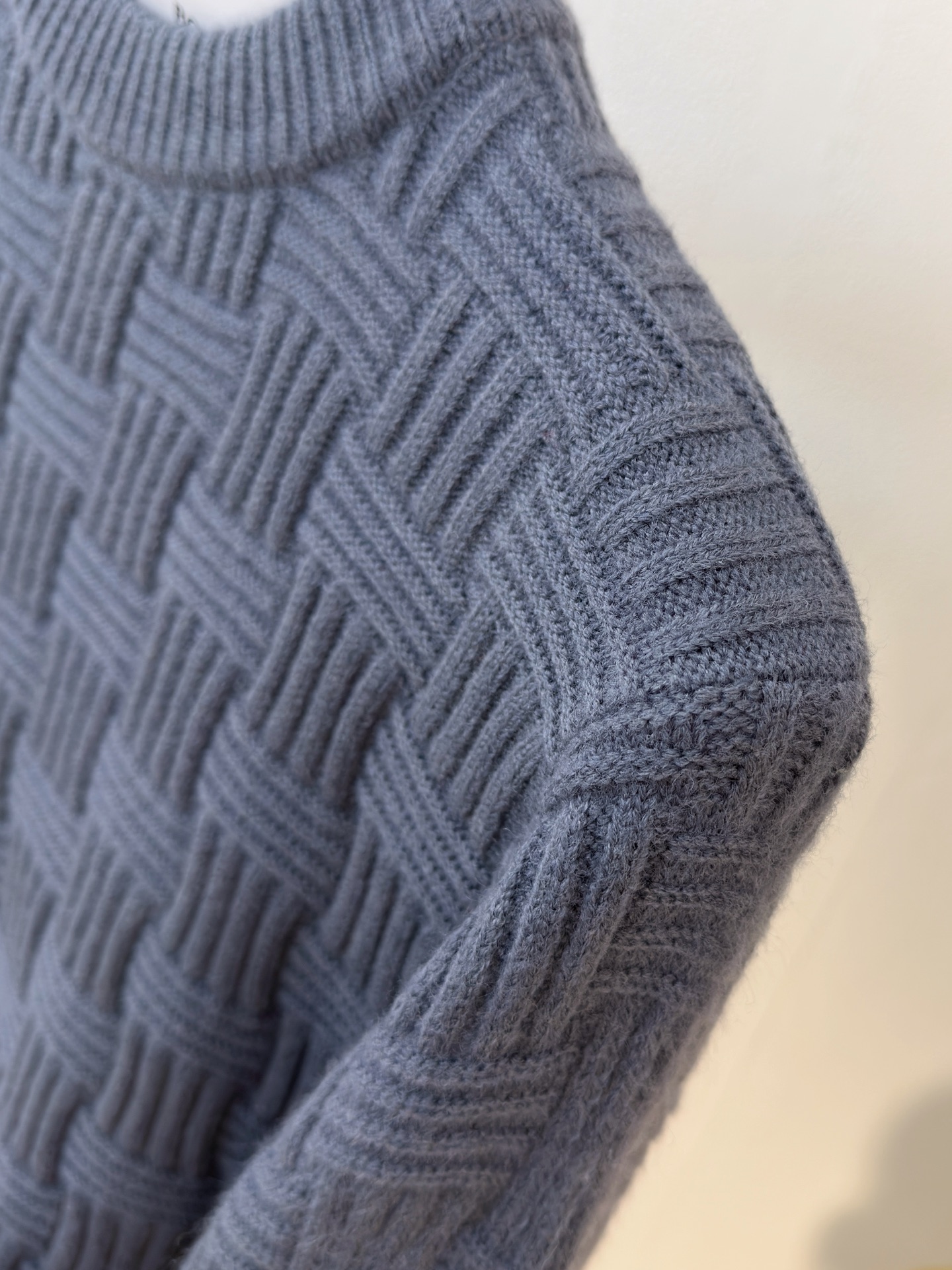 PBV 2025【新品】秋冬新款针织羊毛衫高品质意大利进口羊毛混纺面料，高密度针织，时尚百搭毛衣，帅气十